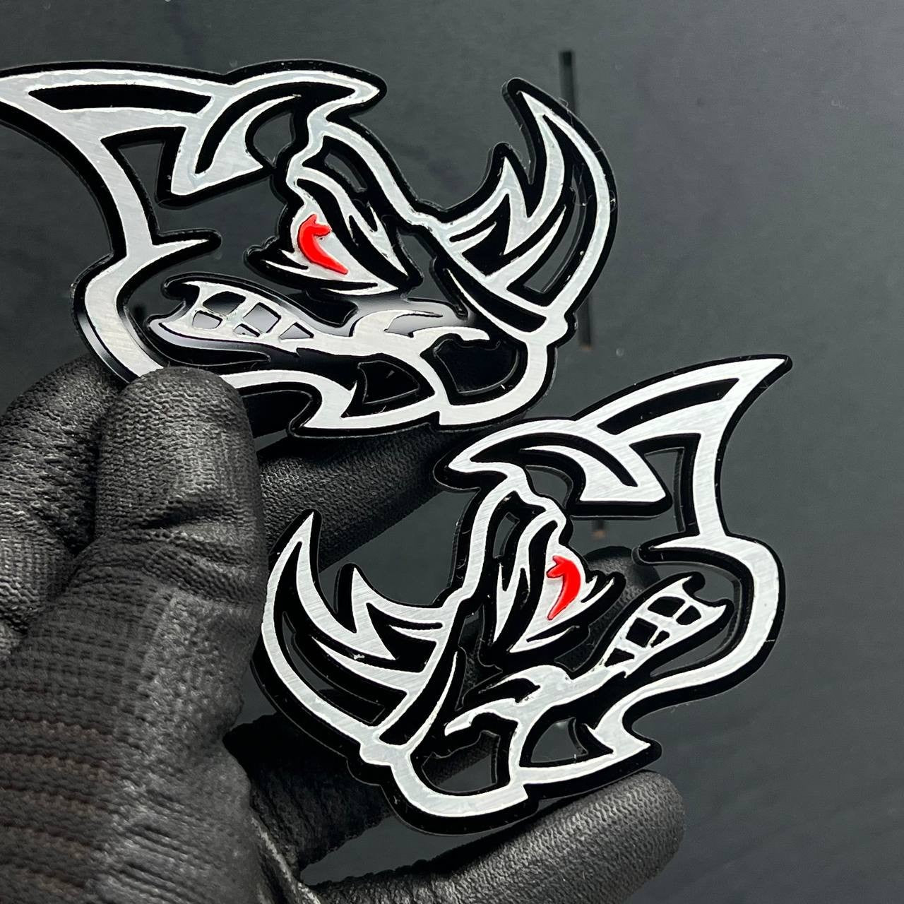 2PCS Rhino Red Eye Emblems – Angry Aggressive 3D Fender Car & Truck Badges