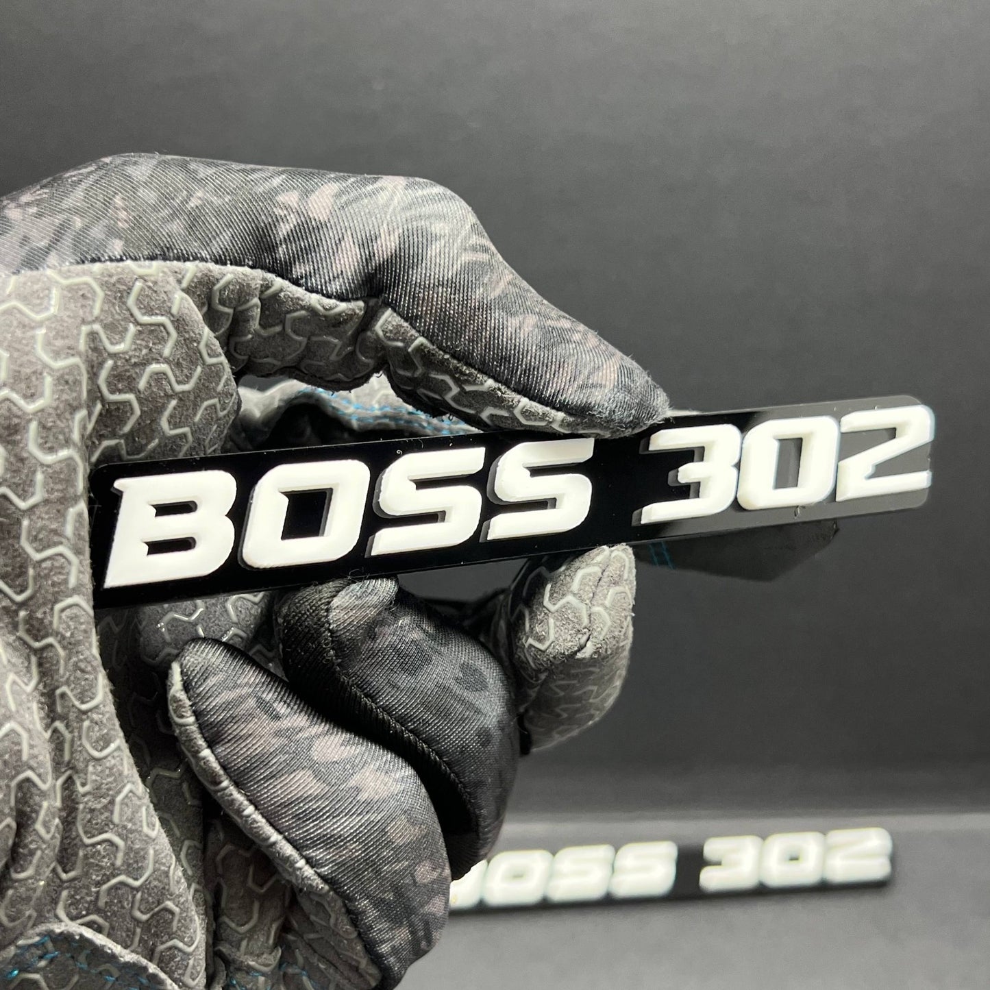 2PCS BOSS 302 Emblems – Custom 3D Multicolor Fender & Trunk Badges