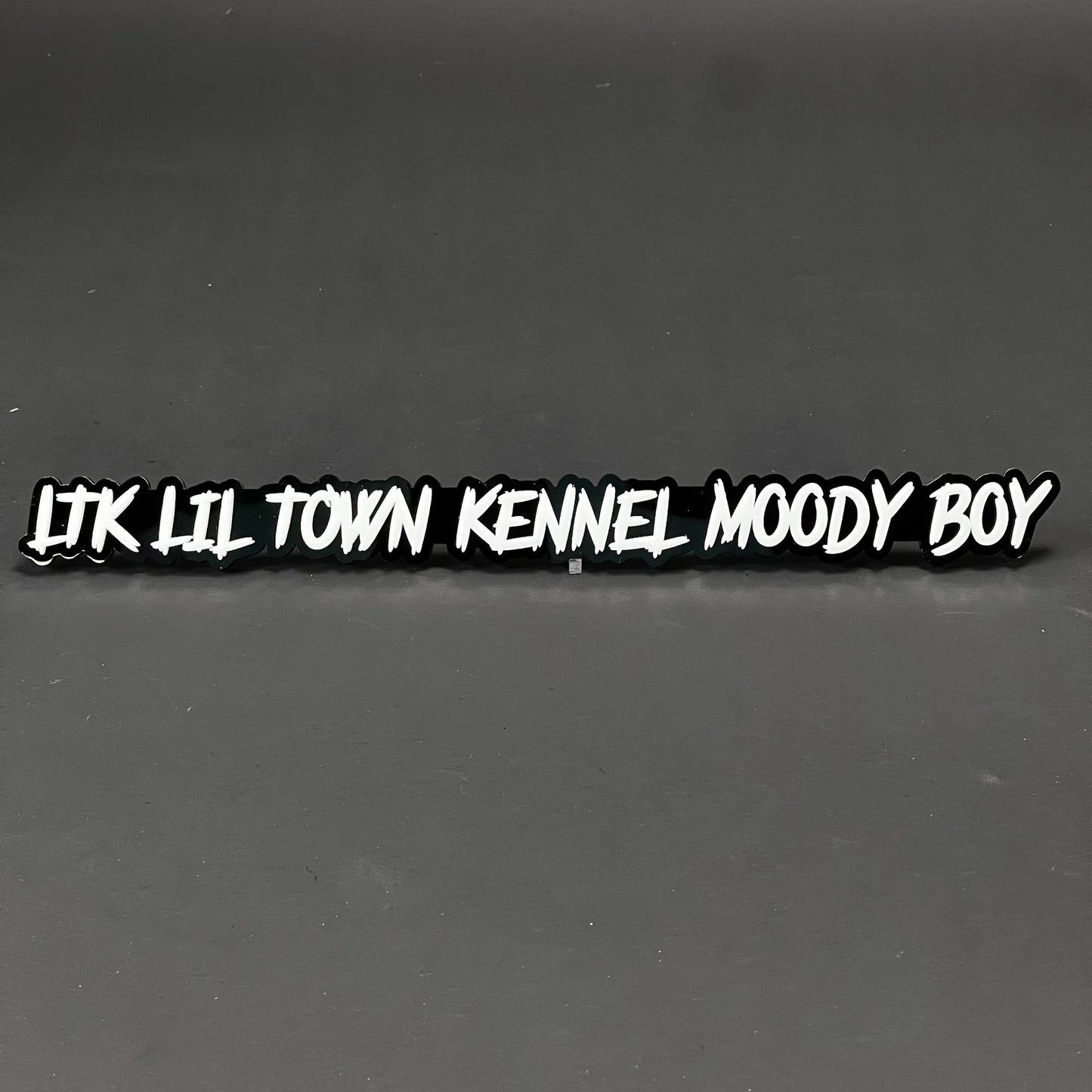 1PC LTK LIL TOWN KENNEL MOODY BOY 3D Acrylic Car Badge - Fender Emblem