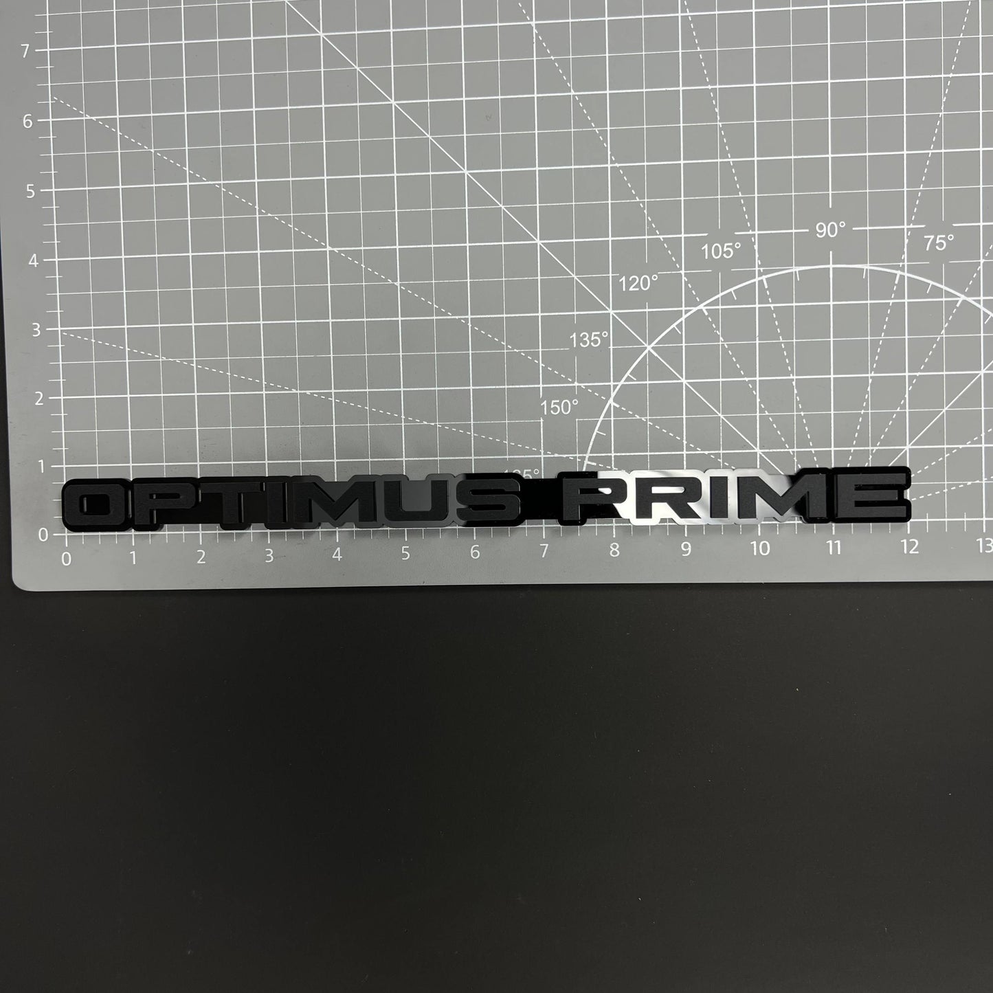 1PC OPTIMUS PRIME 3D Acrylic Badge - Car Truck Emblem Fender Sticker