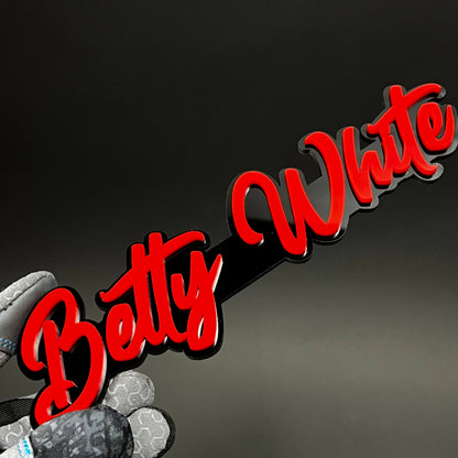 1PC Betty White 3D Acrylic Badge - Car Truck Emblem Fender Sticker