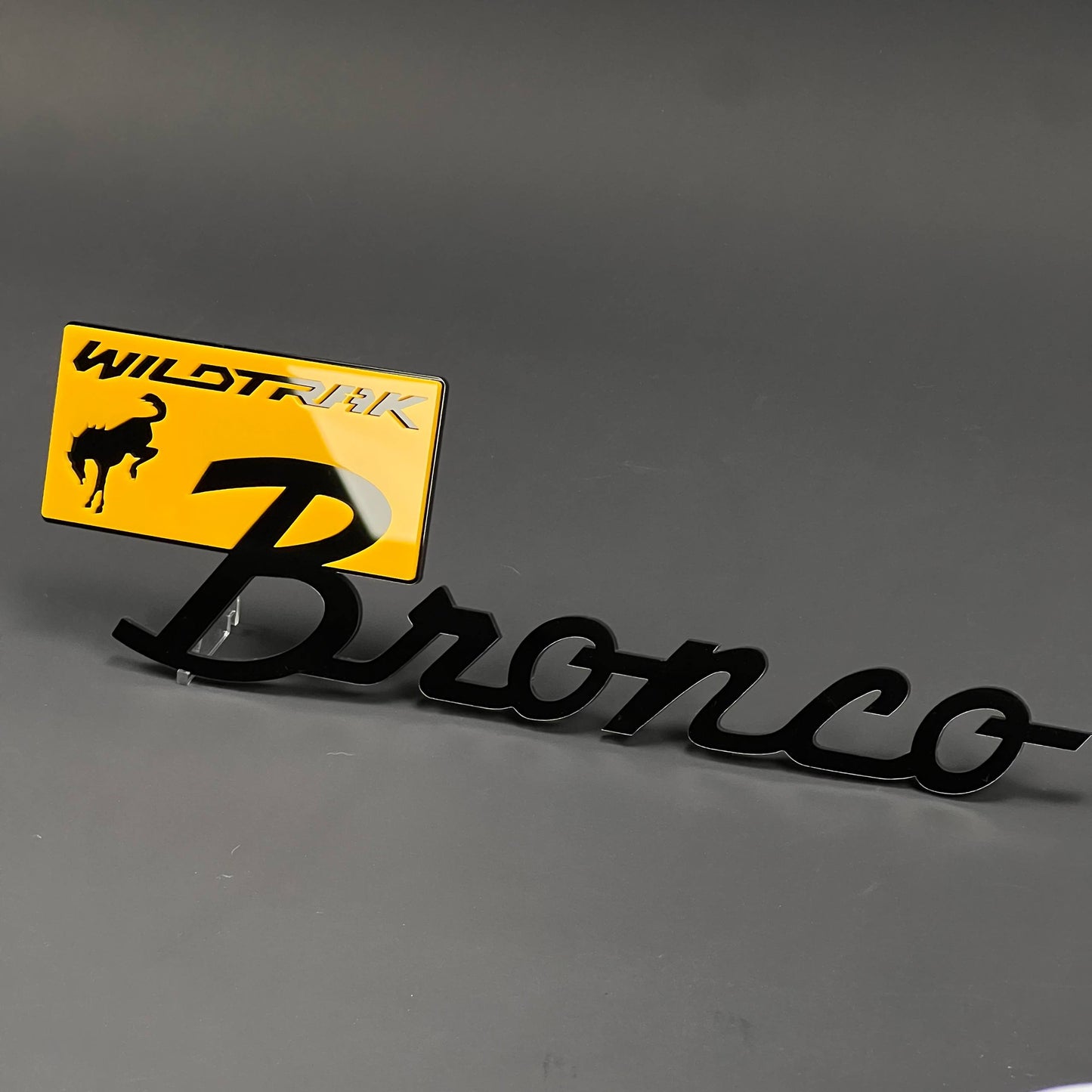 1PC Bronco Wildtrak (Yellow) 3D Acrylic Badge - Car Truck Emblem Fender Tailgate Trunk Sticker