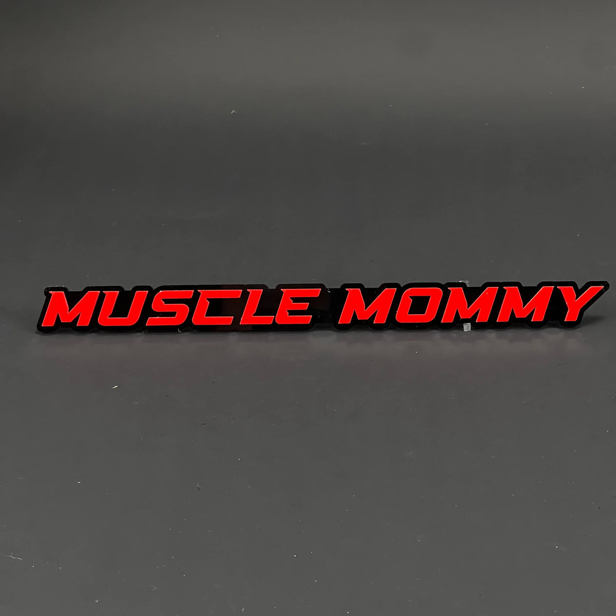1PC MUSCLE MOMMY 3D Acrylic Badge - Car Truck Emblem Fender Sticker
