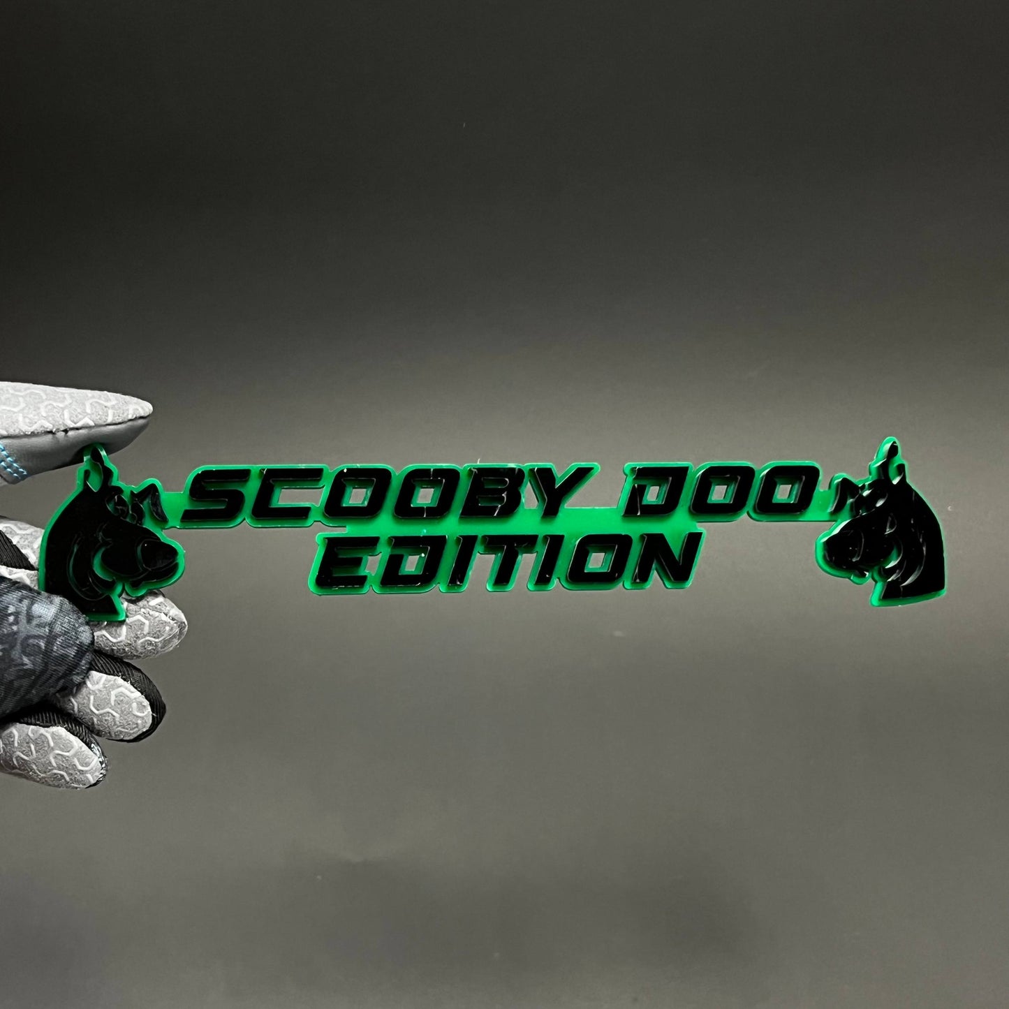 1PC SCOOBY DOO EDITION 3D Acrylic Badge - Car Truck Emblem Fender Sticker