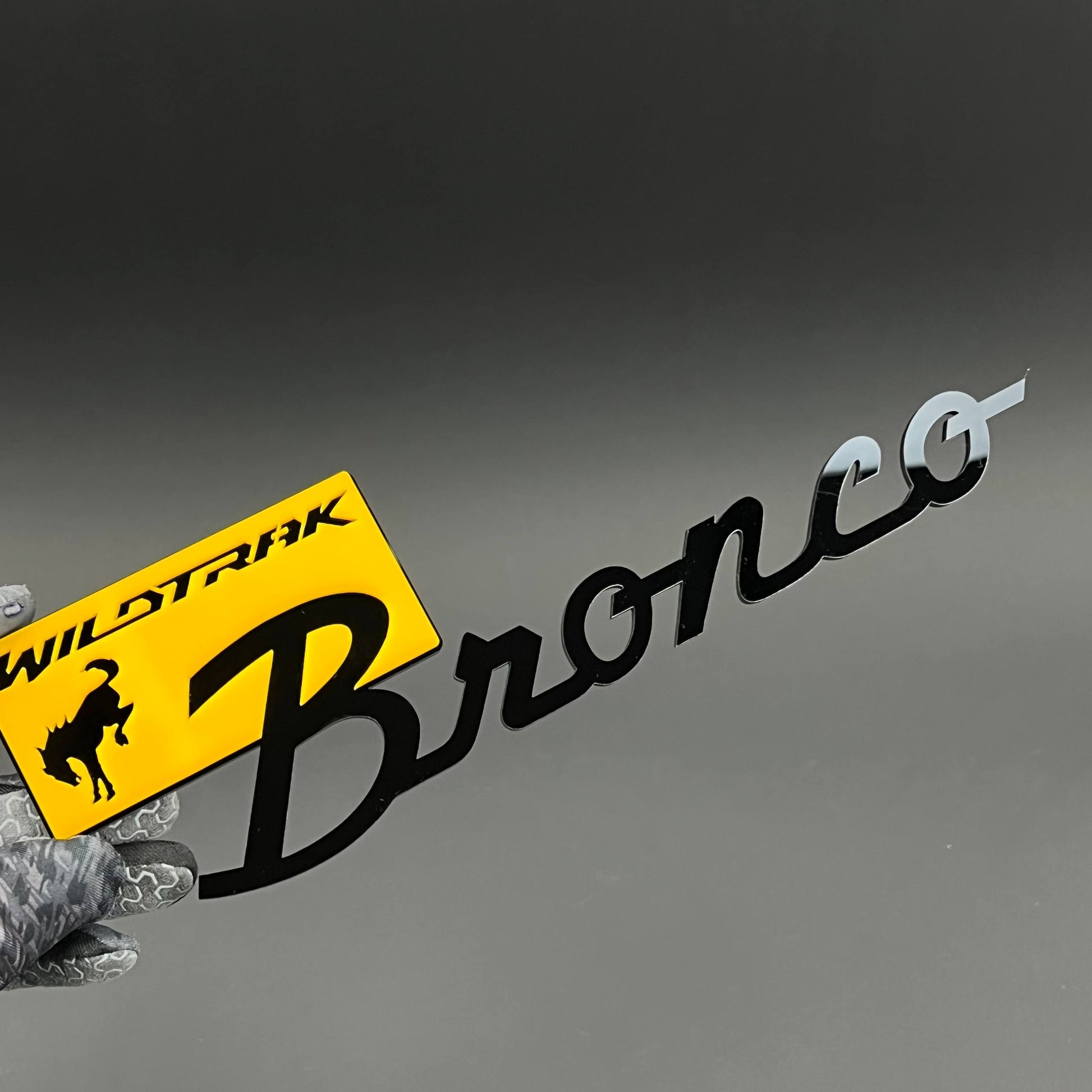 1PC Bronco Wildtrak (Yellow) 3D Acrylic Badge - Car Truck Emblem Fender Tailgate Trunk Sticker