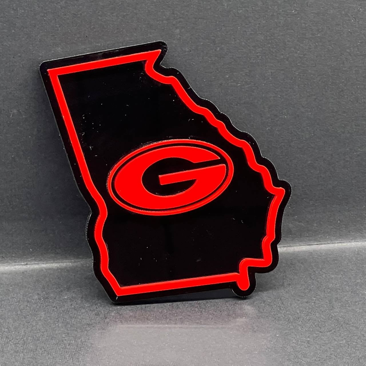 1PC Georgia Bulldogs Emblem – 3D Multicolor Acrylic Car & SUV Badge
