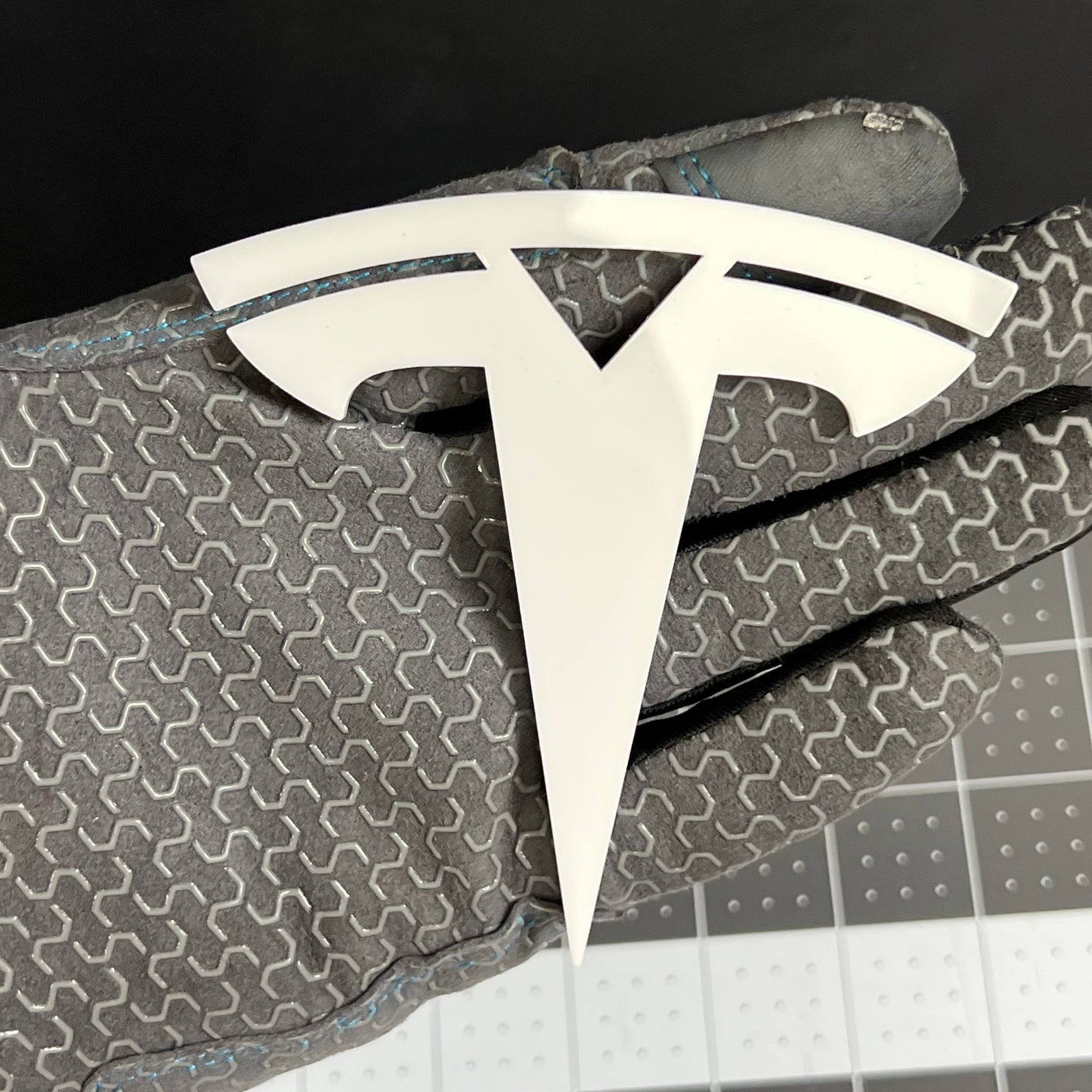 2PCS Tesla Emblems – Custom 3D Multicolor Acrylic Fender & Trunk Badges