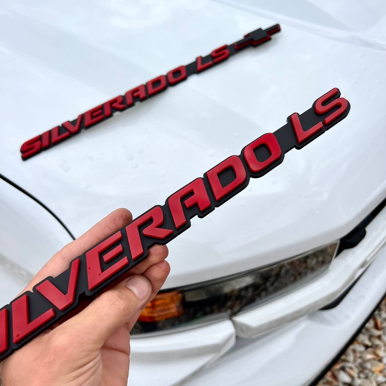 2PCS Mate Black and Red SILVERADO EMBLEM BADGE FOR SILVERADO