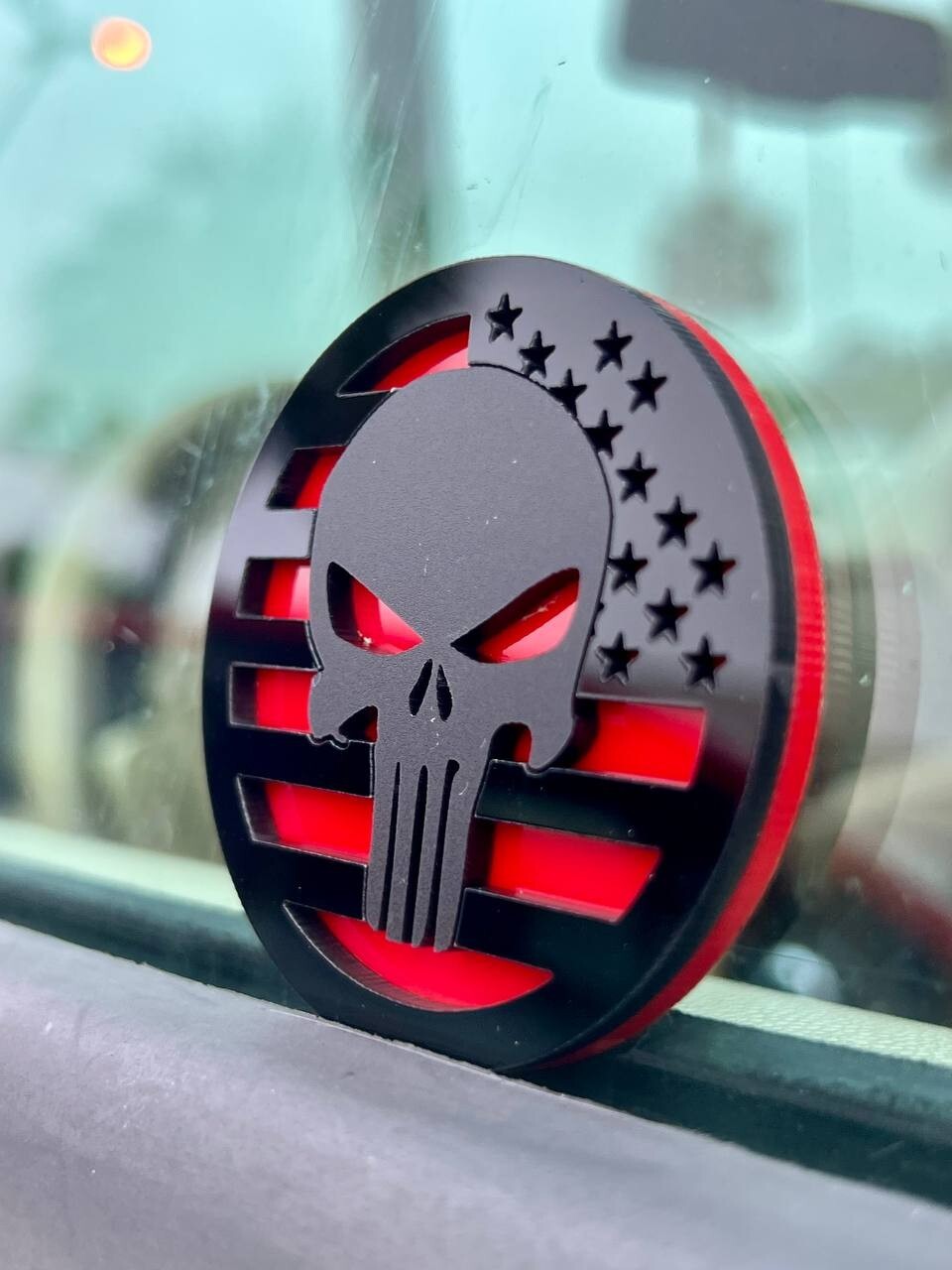 2PCS 18-24 WRANGLER JL GLADIATOR PUNISHER FENDER EMBLEM BADGE