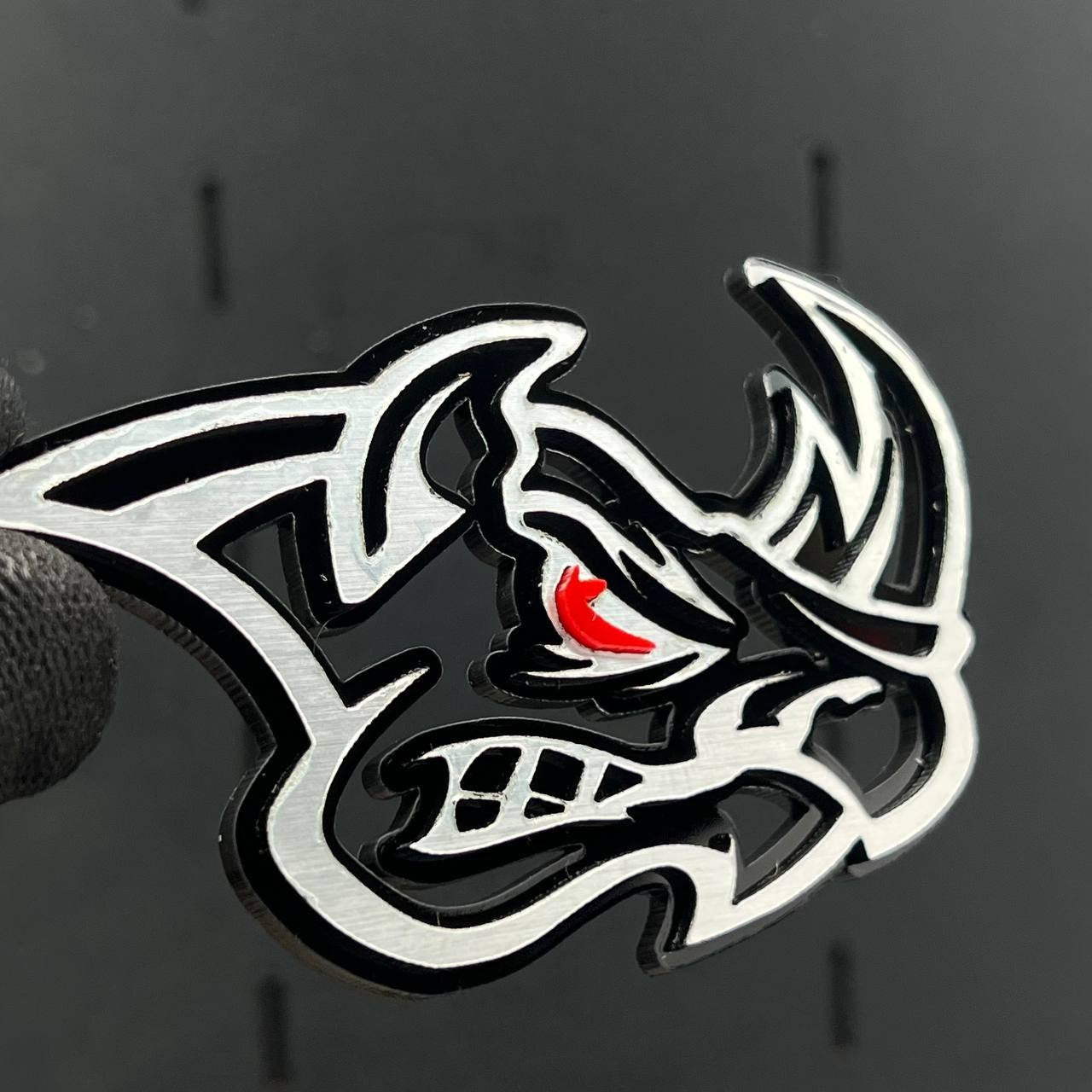 2PCS Rhino Red Eye Emblems – Angry Aggressive 3D Fender Car & Truck Badges