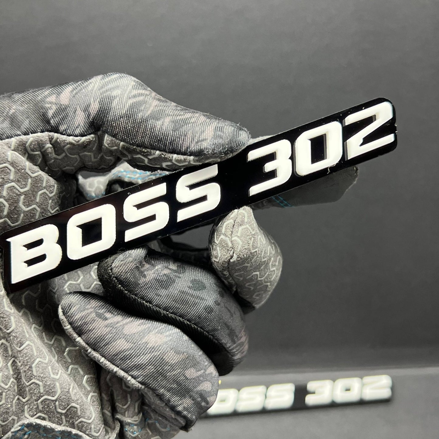 2PCS BOSS 302 Emblems – Custom 3D Multicolor Fender & Trunk Badges