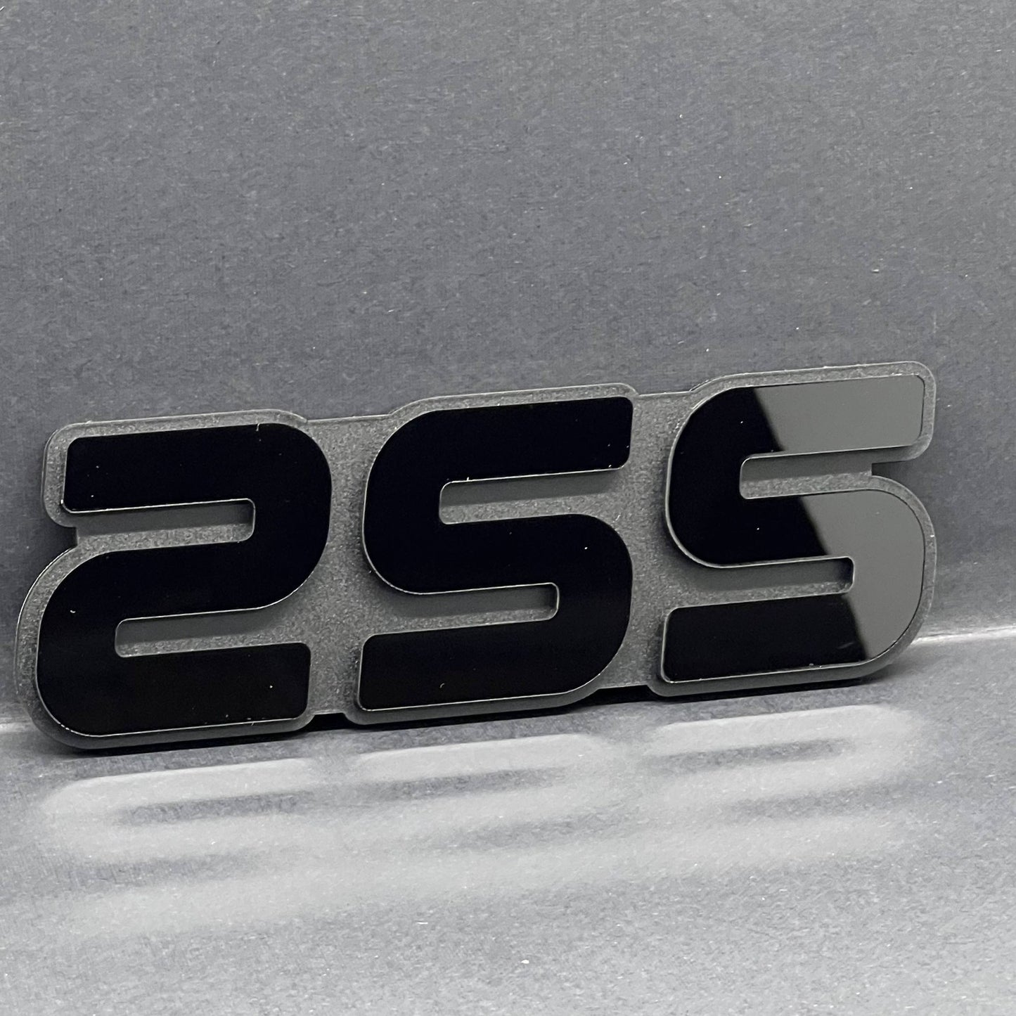 2SS Multicolor 3D Car Emblem – Durable Acrylic Fender & Trunk Decal 1pc