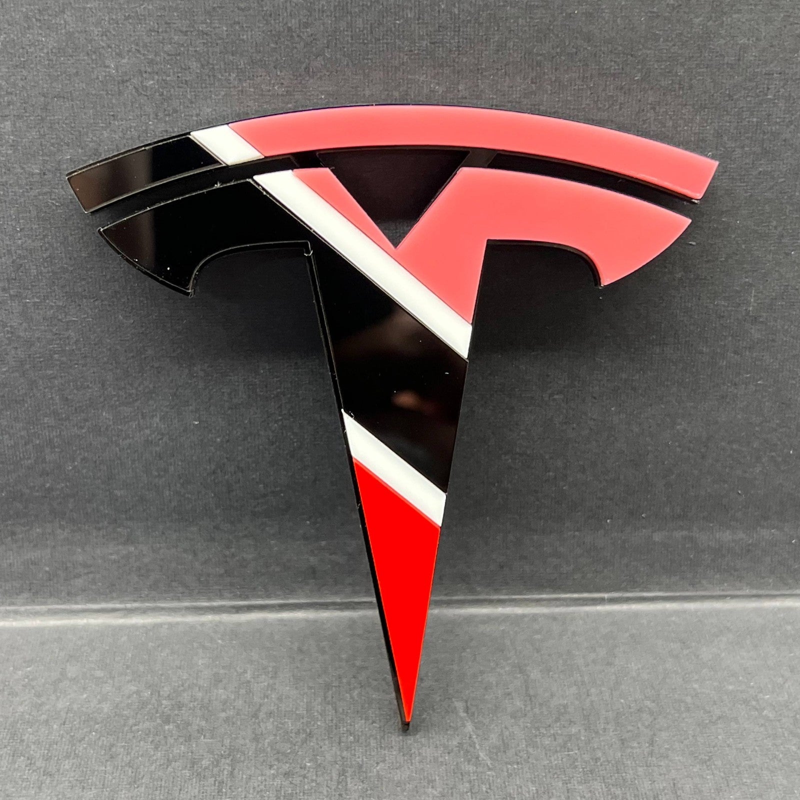 2PCS Tesla 3D Emblems – Custom Multicolor Acrylic Fender & Trunk Badges