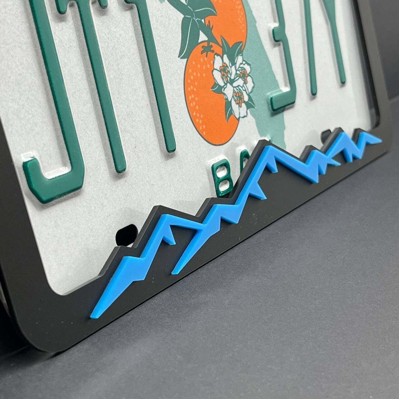 BRONCO MOUNTAINS LICENSE PLATE FRAME COLOR CHOICE -HIKING-MOUNTAINS-CAMPING