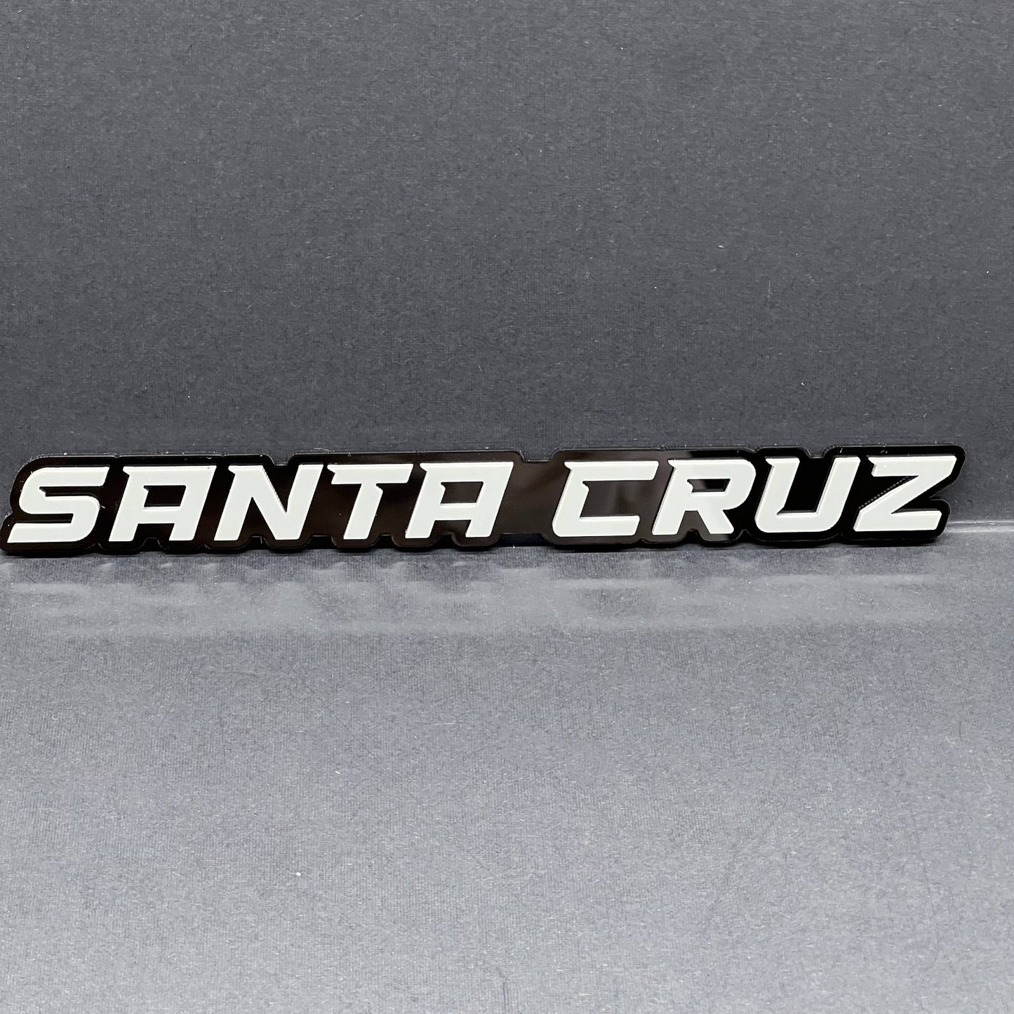 1PC SANTA CRUZ Emblem – Custom 3D Acrylic Fender & Tailgate Car Badge