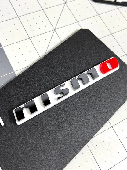 2pcs NISMO Emblem Car Side Fender Grill Trunk Badge Sticker Decal