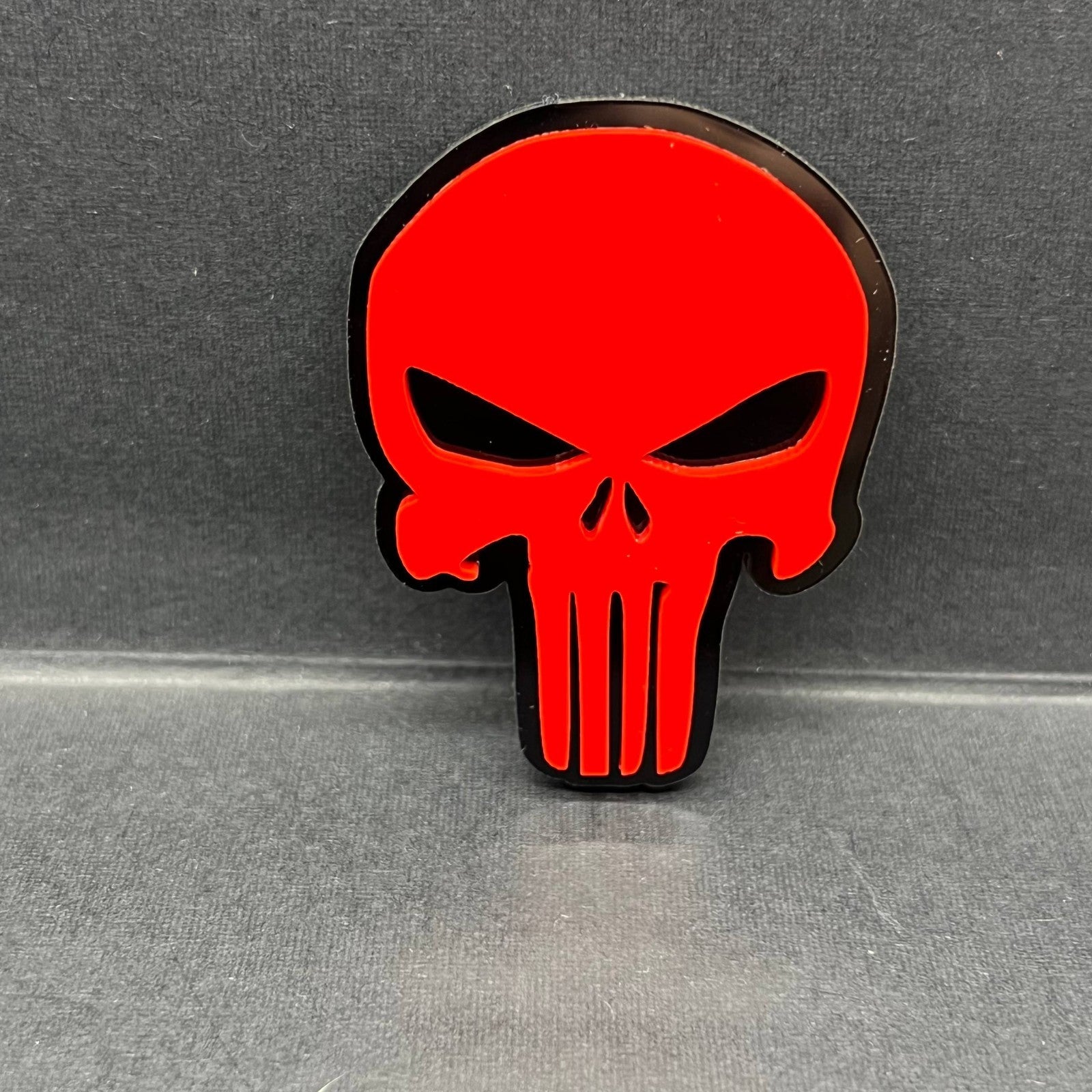 2PCS Punisher Emblems – Custom 3D Acrylic Fender Badges for Jeep 18–24 JL Models