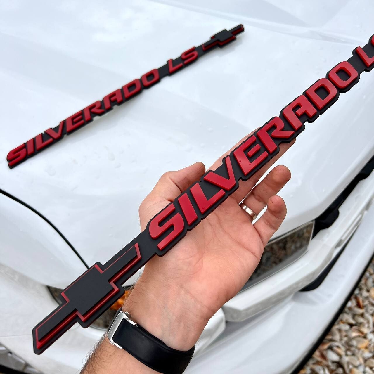 2PCS Mate Black and Red SILVERADO EMBLEM BADGE FOR SILVERADO