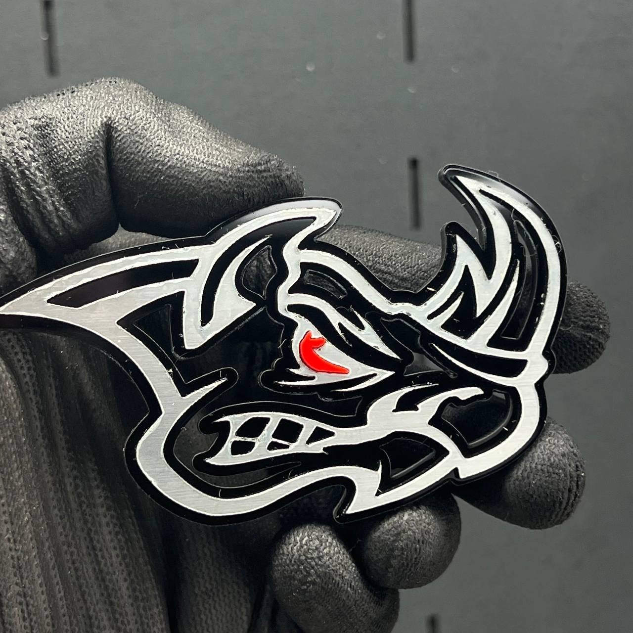 2PCS Rhino Red Eye Emblems – Angry Aggressive 3D Fender Car & Truck Badges
