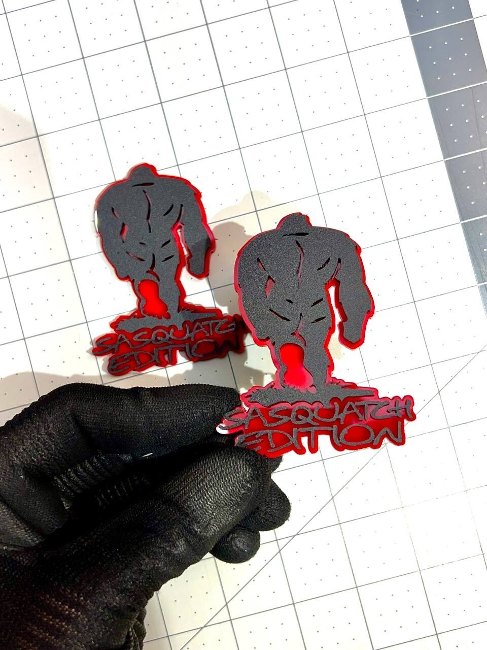 SASQUATCH EDITION EMBLEM BADGE QTY 1 3D ACRYLIC STICKER DECAL TRUCK SUV OFF ROAD