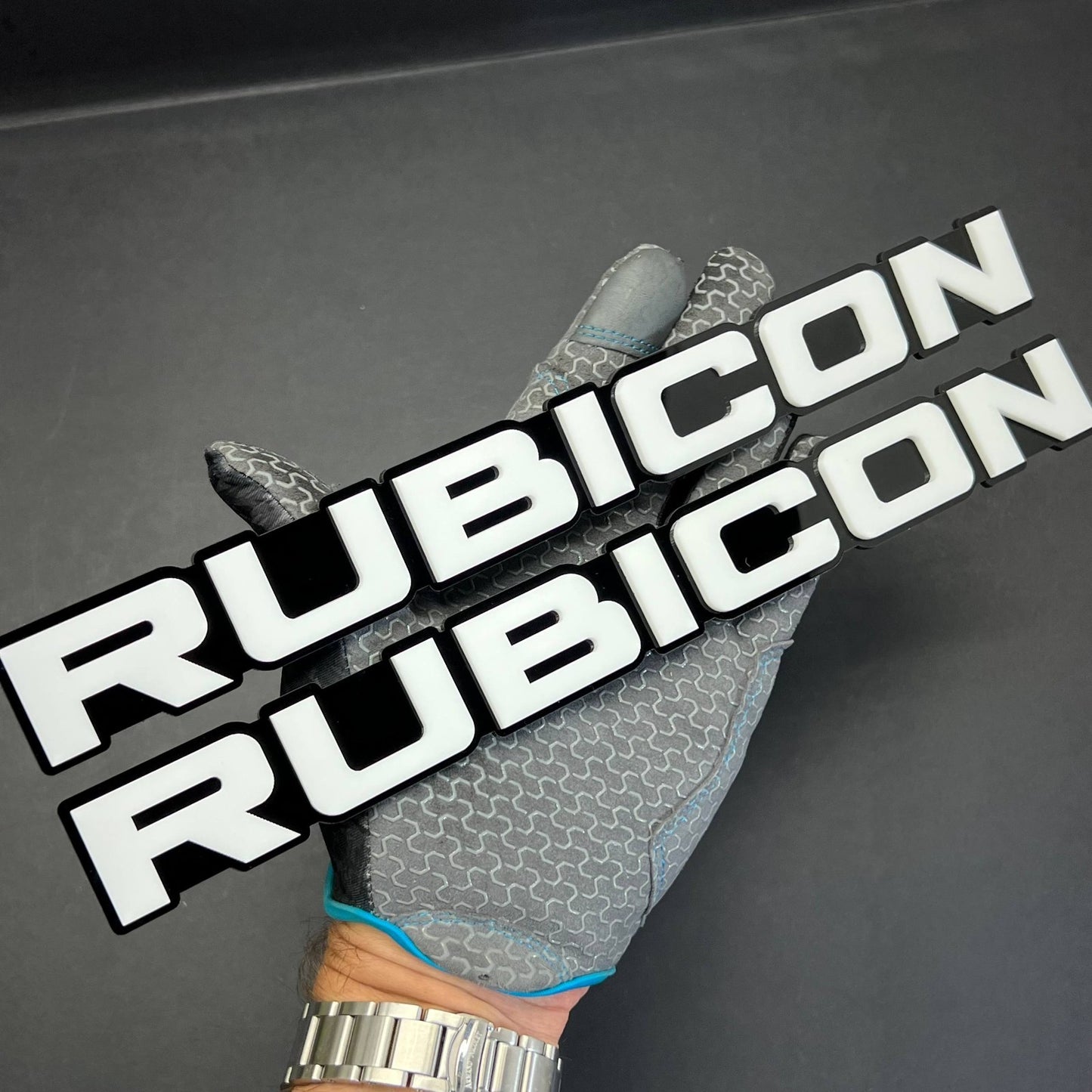 RUBICON 3D Emblem Set – 2PCS Acrylic Fender Badges for Jeep & SUV Exterior