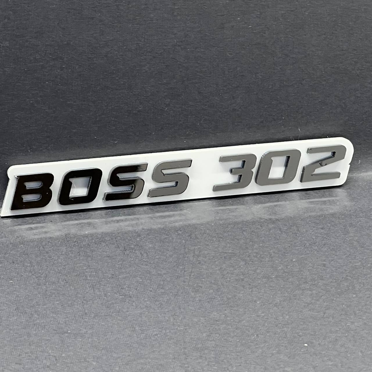 BOSS 302 Multicolor Emblems –  BOSS 302 Fender Badges (Set of 2) for 302 Emblem