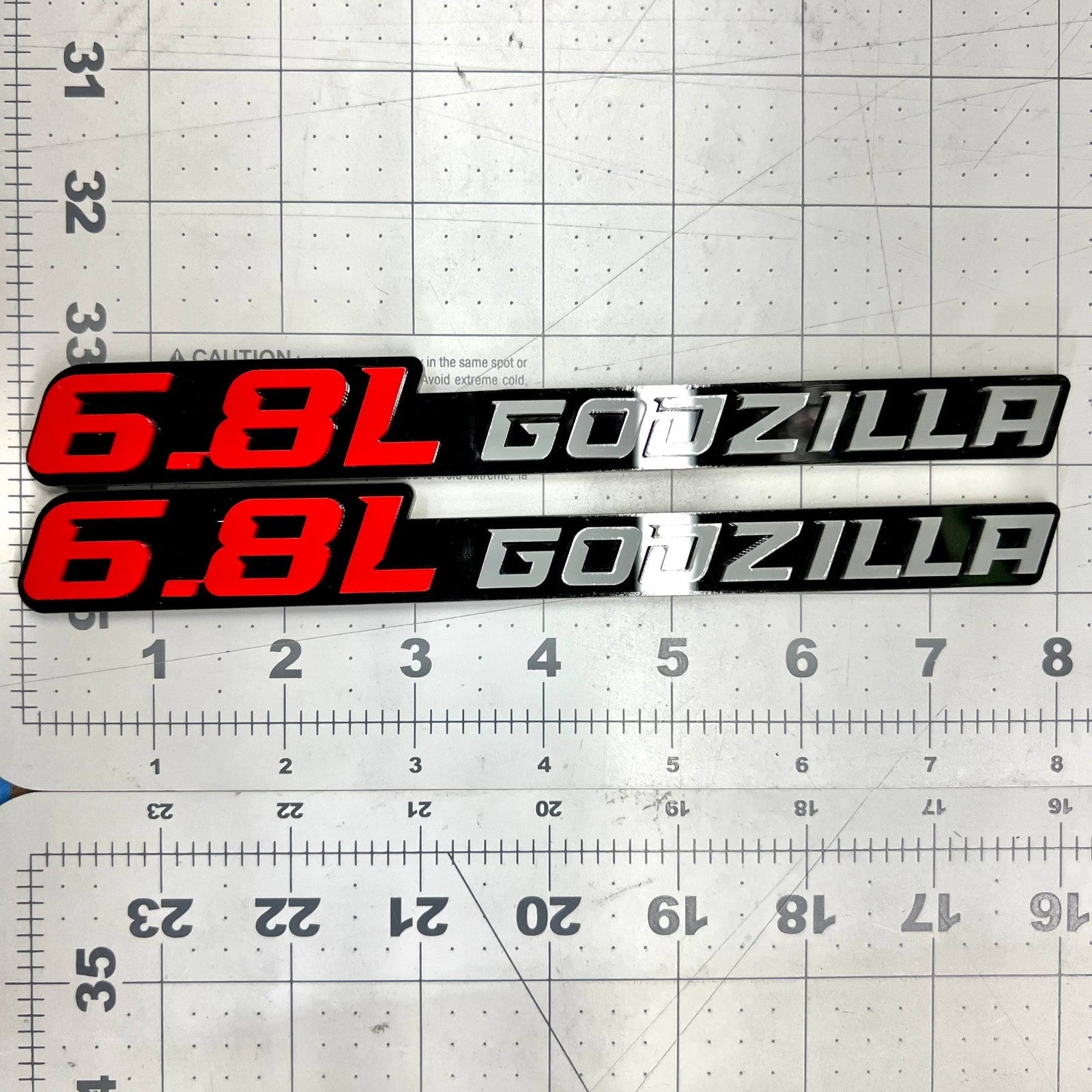 2PCS 3D GODZILLA Emblems – Durable Fender Badges for Ford 6.8L Engine Vehicles