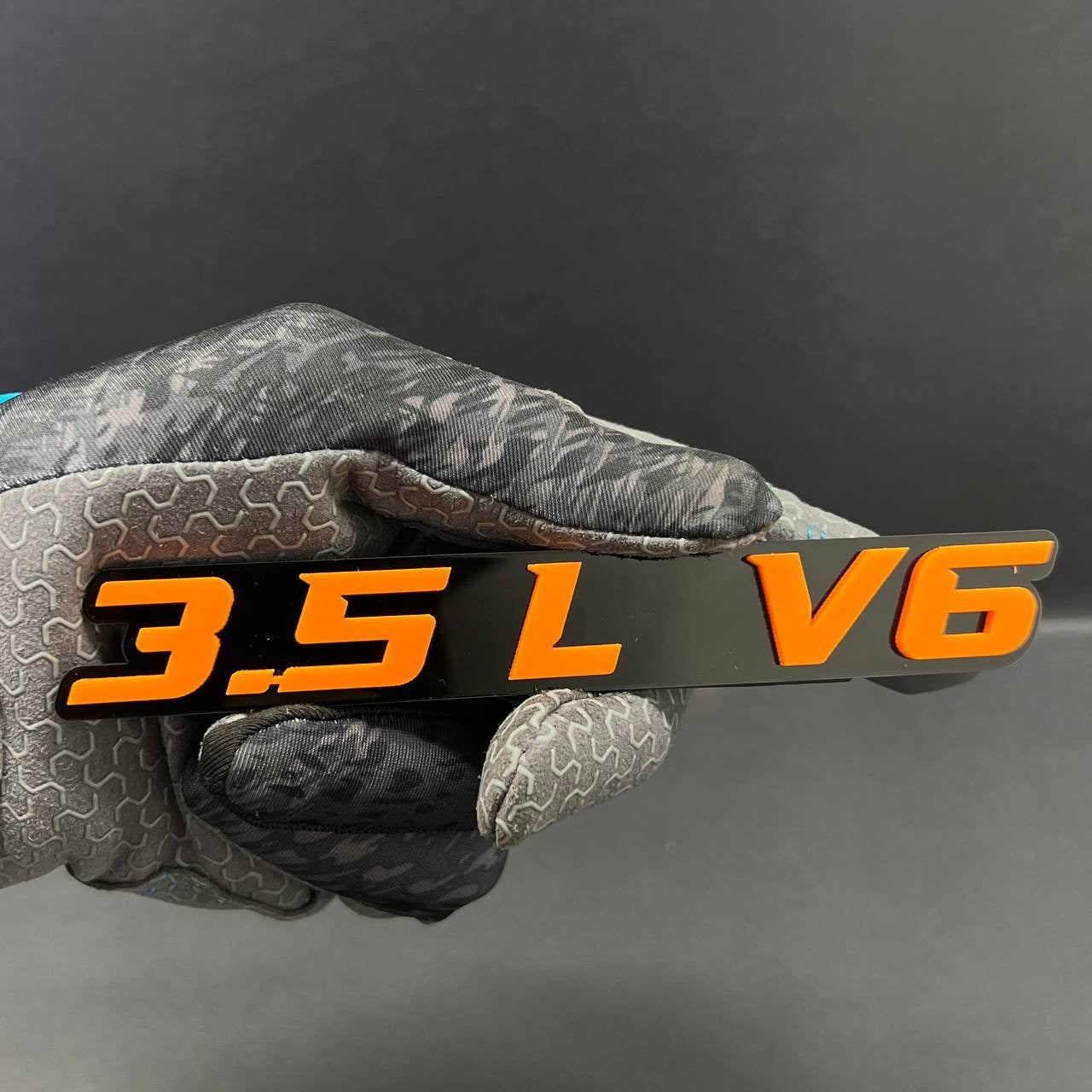 3.5L V6 EMBLEMS QTY 2 FENDER EXTERIOR 3.5L V6 ENGINE BADGE PAIR 3D EMBLEMS