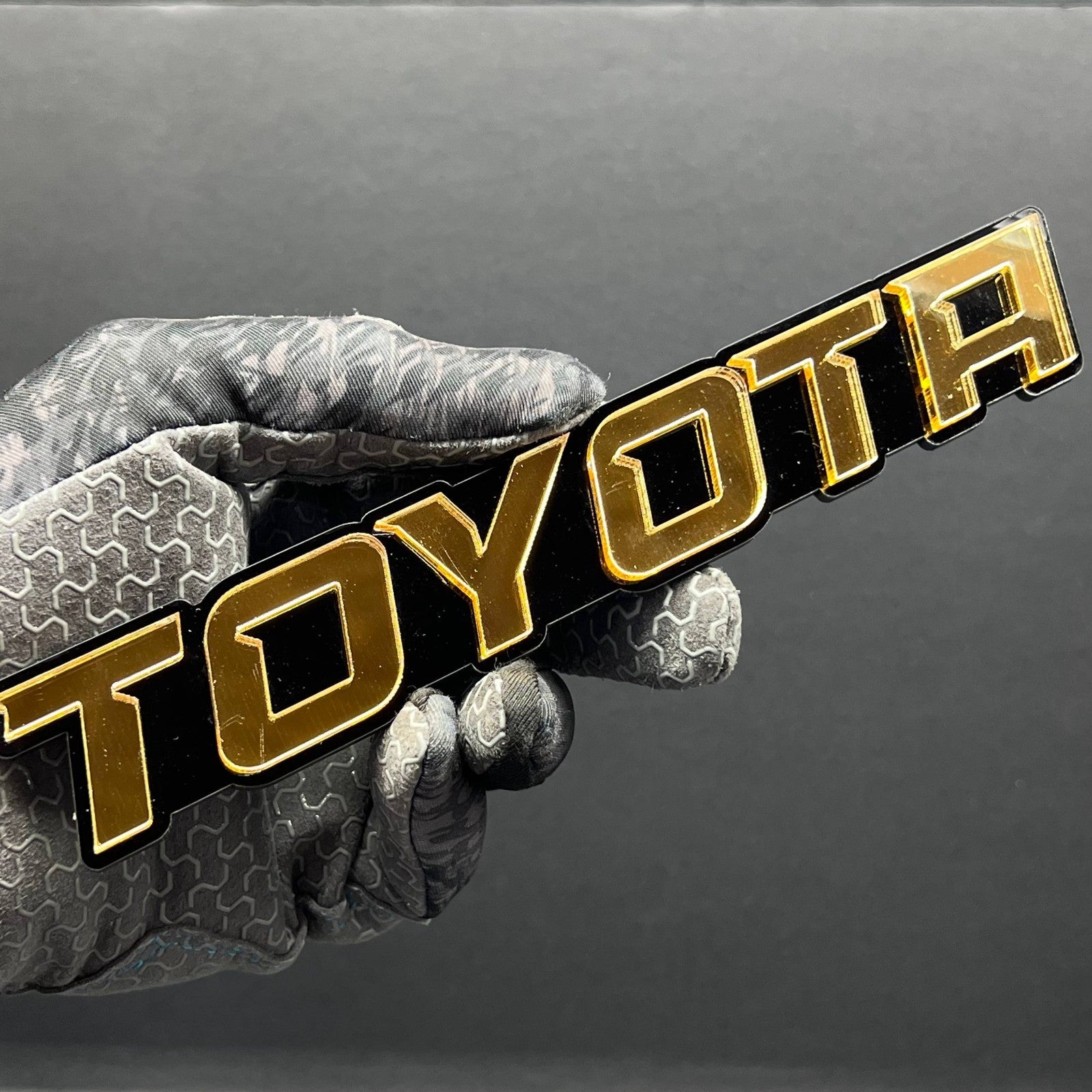 1pc Toyota 3D Emblem Badge – Multicolor Acrylic Toyota Car Fender & Trunk Decal