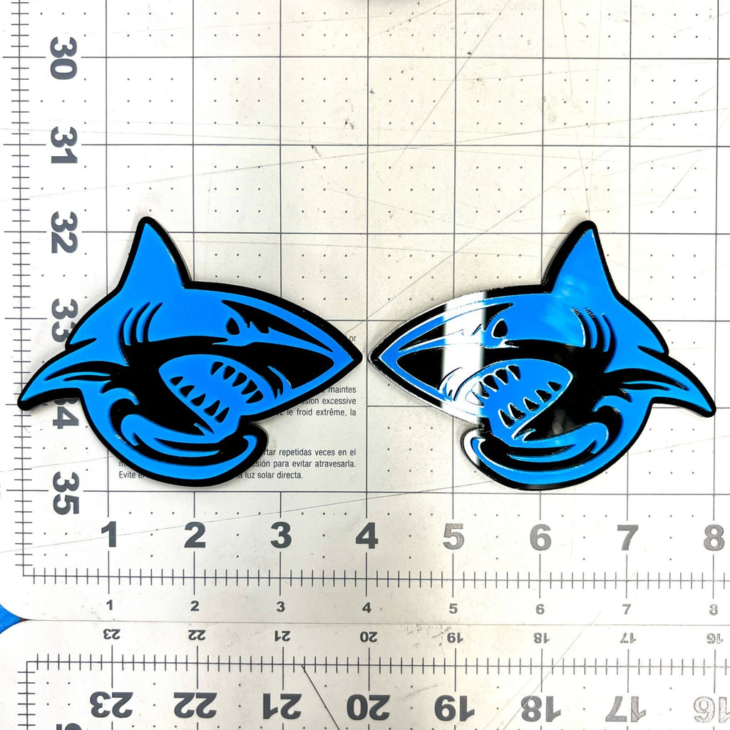 1pc SHARK 3D Emblem – Multicolor Acrylic Badge for Car Fender & Trunk