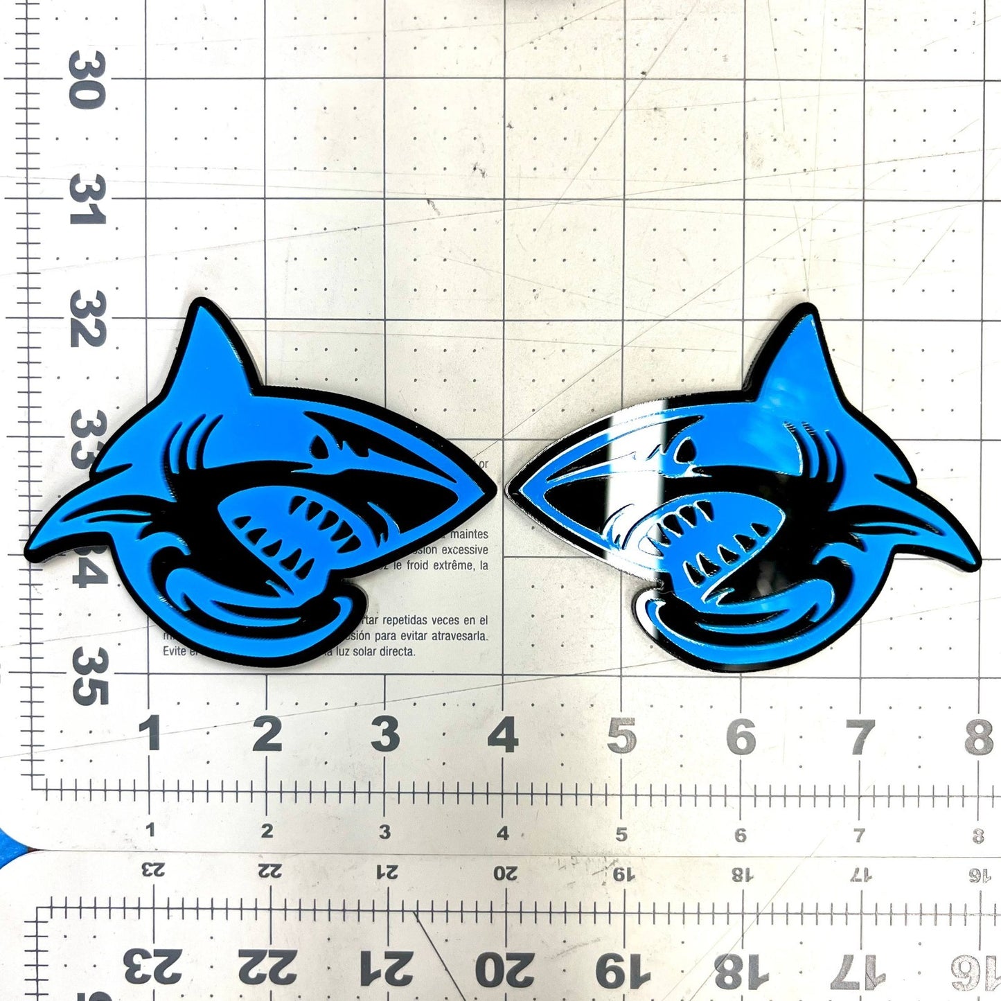 1pc SHARK 3D Emblem – Multicolor Acrylic Badge for Car Fender & Trunk