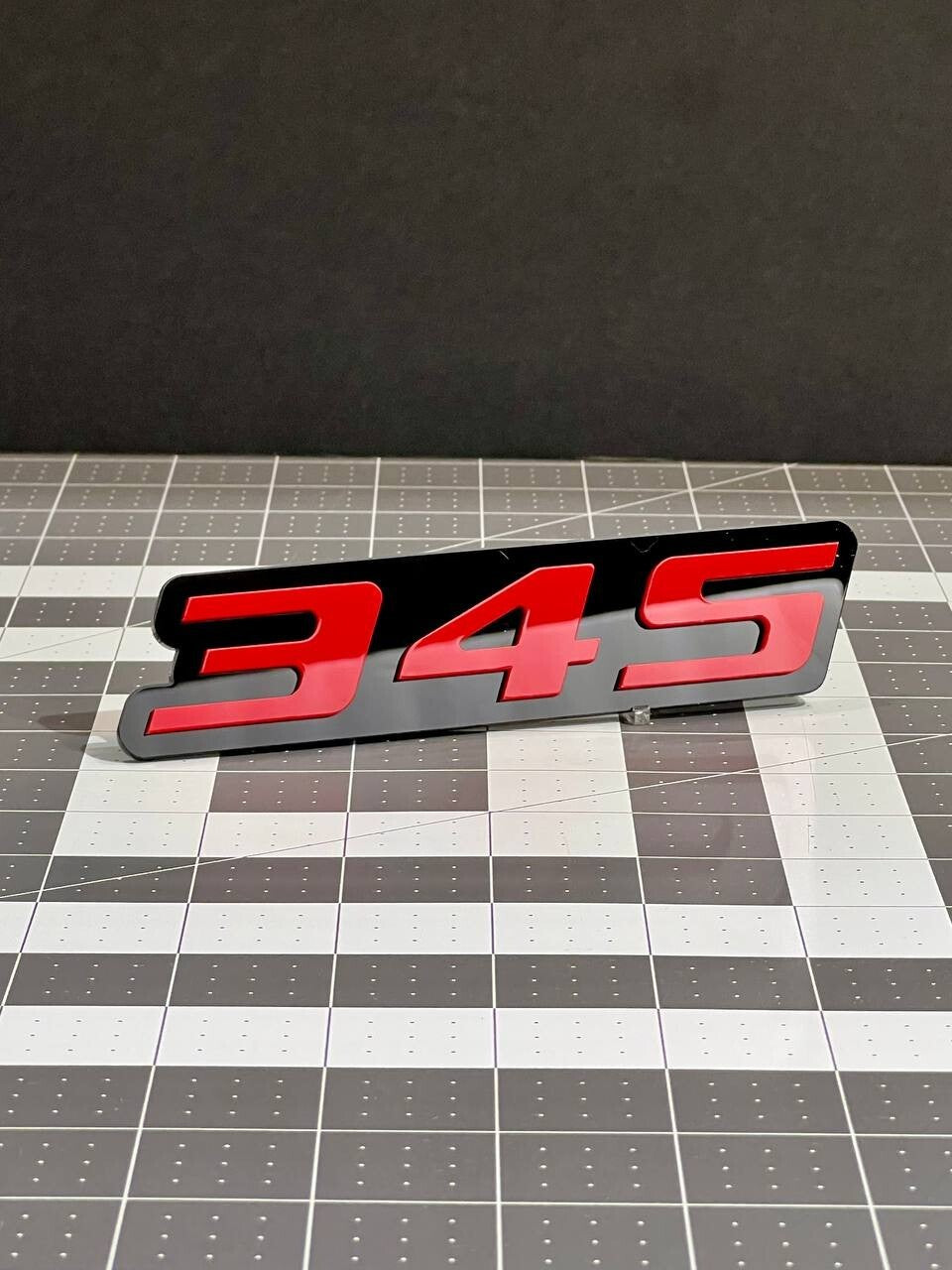 2PCS Red Black 345 Hemi Emblems 345 Side Fender Badge 3D for 345 Emblem
