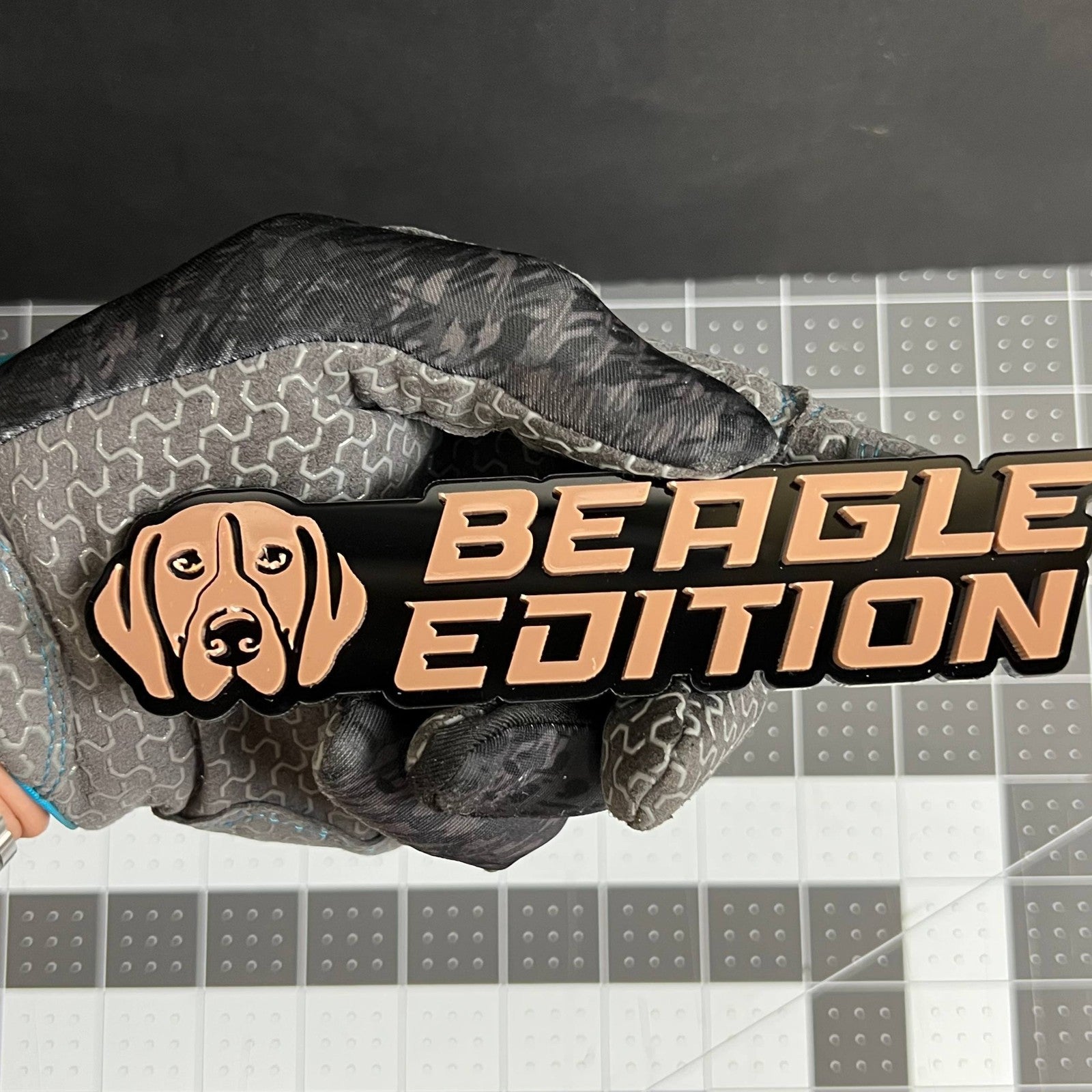 1PC BEAGLE Edition Emblem – Fun 3D Multicolor Acrylic Fender & Trunk Badge
