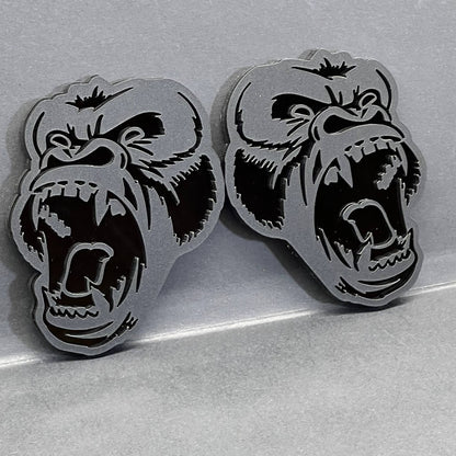 2PCS Gorilla Emblems – Durable Angry 3D Acrylic Fender Badges for Vehicles