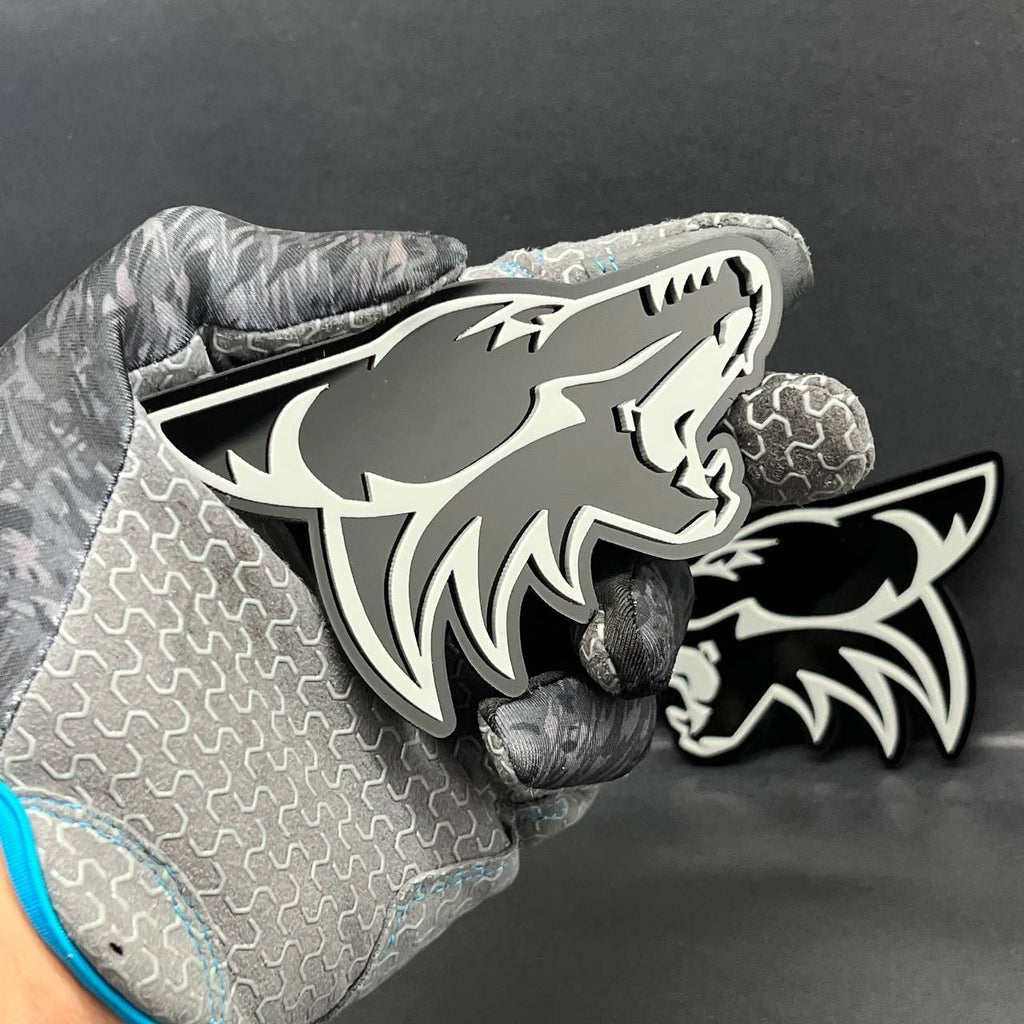2PCS COYOTE Emblem Badges Fender Angry Aggressive Racing