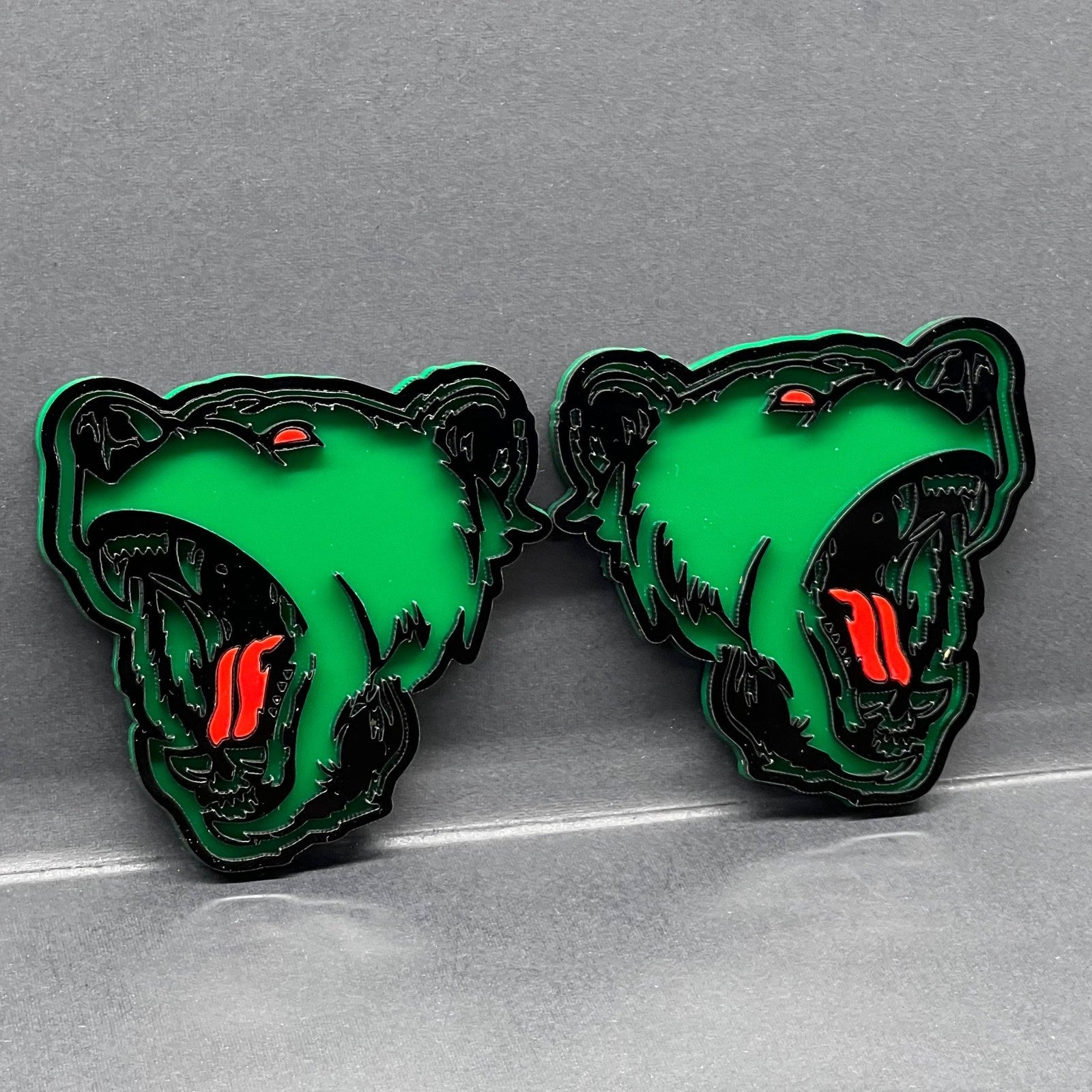 2PCS Angry Bear / Raging Bear Car & Truck Fender Emblems – Durable Acrylic