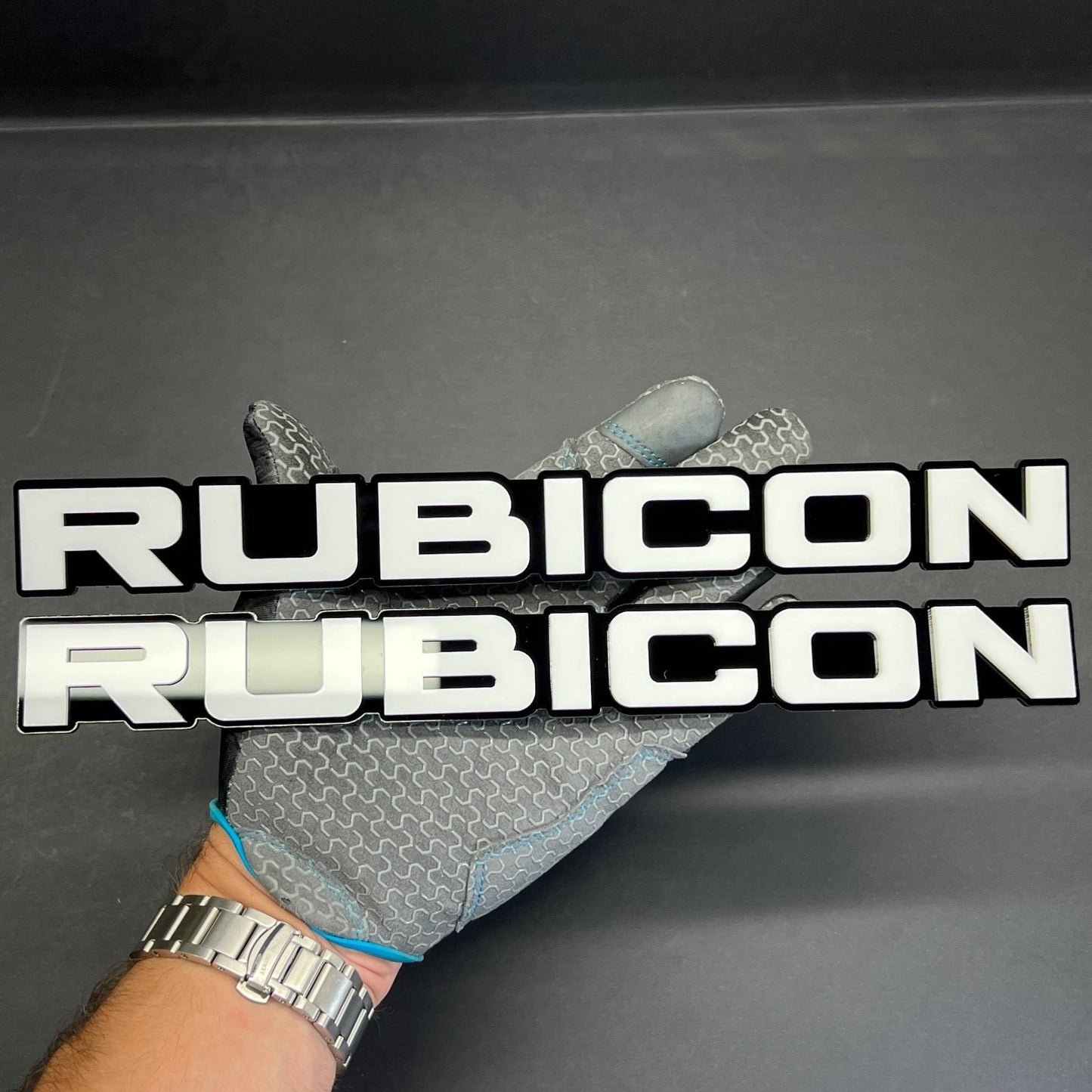 RUBICON 3D Emblem Set – 2PCS Acrylic Fender Badges for Jeep & SUV Exterior