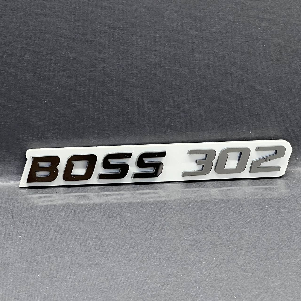 BOSS 302 Multicolor Emblems –  BOSS 302 Fender Badges (Set of 2) for 302 Emblem