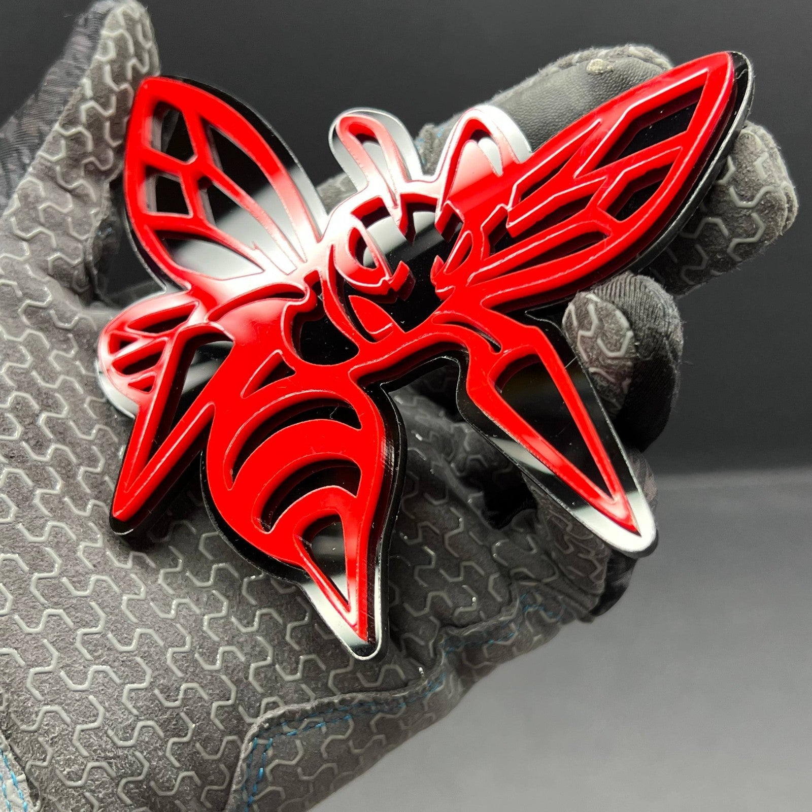 Hornet Bee 3D Acrylic Emblem Set – Custom Aggressive Fender Badges (2PCS)