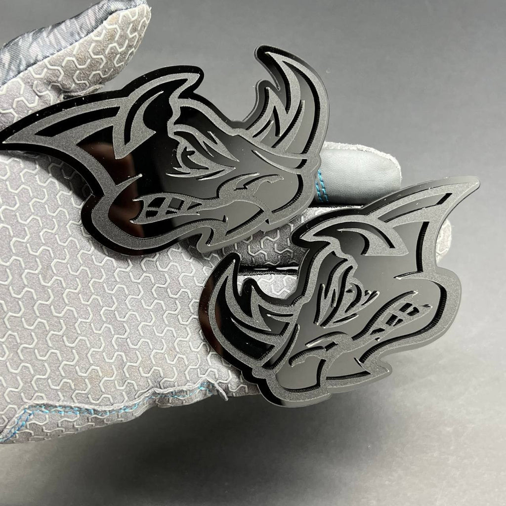 2pcs Rhino Badges Emblem Black Mate Black BADGES Fender Angry Agressive Raging