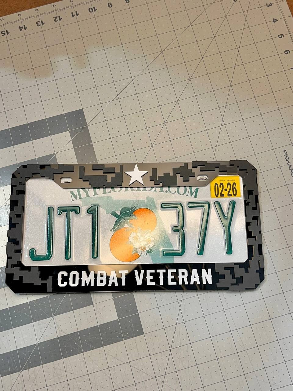 COMBAT VETERAN Black License Plate Frame Cover, Frame, car frame