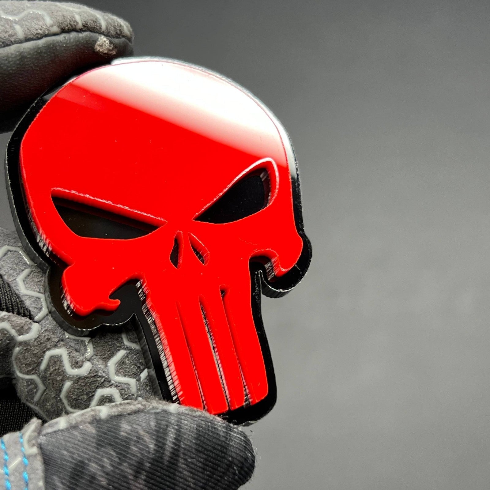 2PCS Punisher Emblems – Custom 3D Acrylic Fender Badges for Jeep 18–24 JL Models