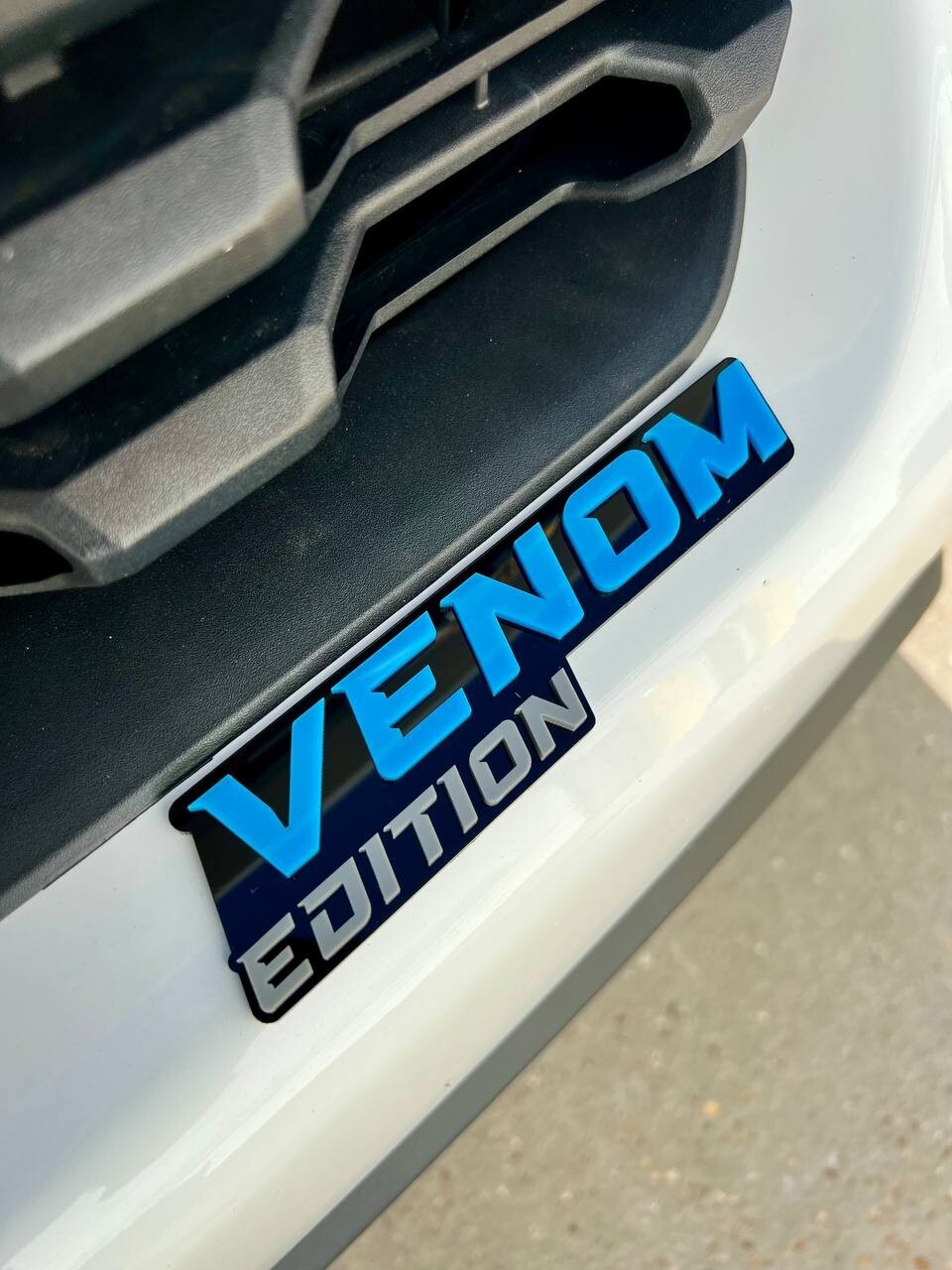 1pcs Venom Edition Emblem Car Badges Badass 3D Sticker Decal Multicolor