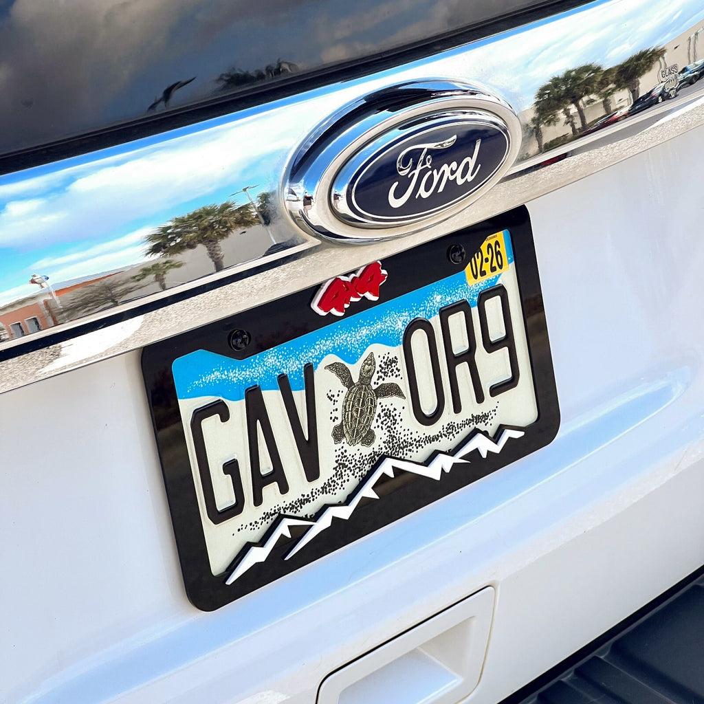 COLOR CHOICE Mountain License Plate Frame--Offroad-4x4