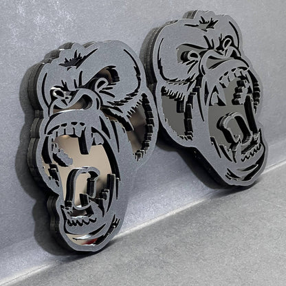 2PCS Gorilla Emblems – Durable Angry 3D Acrylic Fender Badges for Vehicles