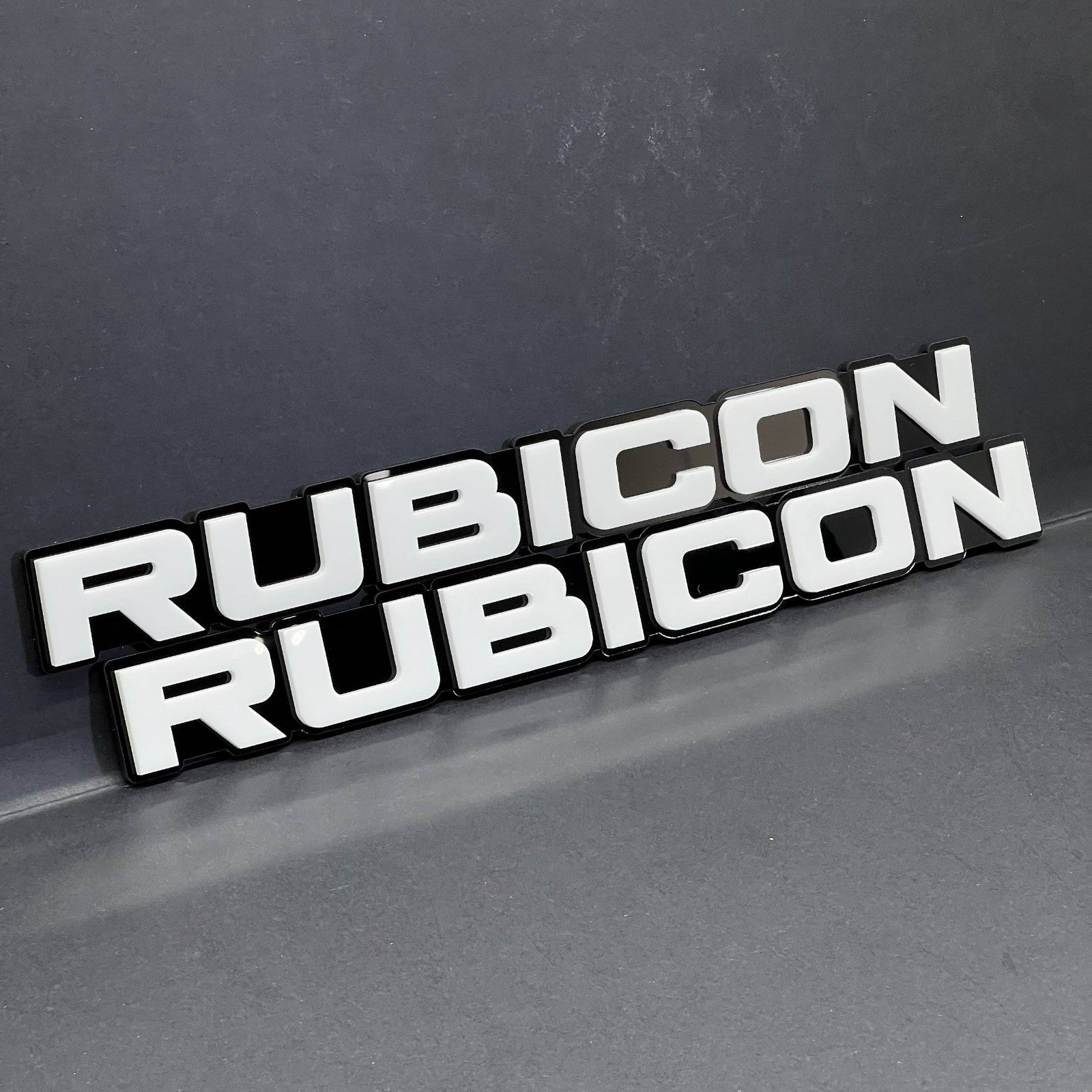 RUBICON 3D Emblem Set – 2PCS Acrylic Fender Badges for Jeep & SUV Exterior