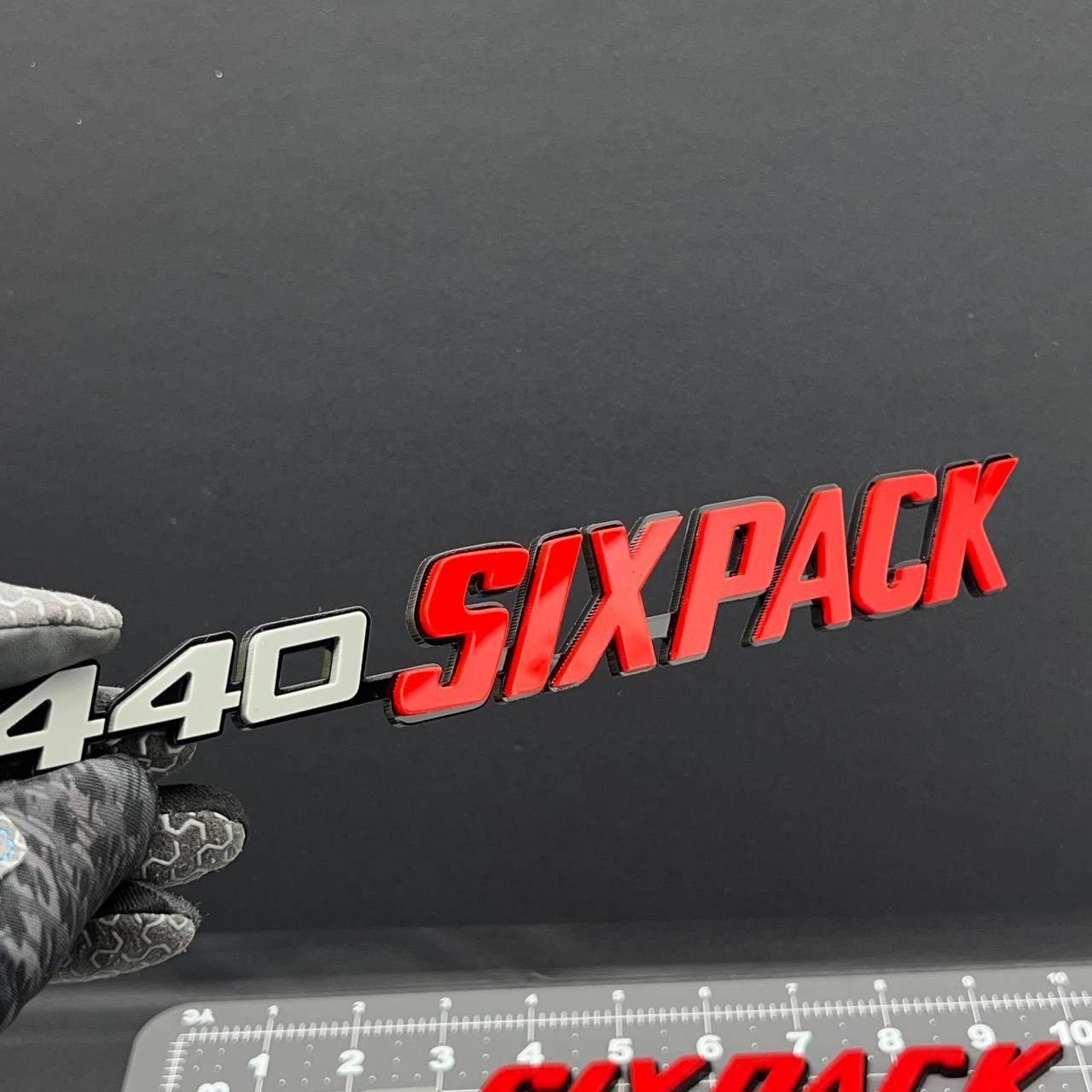 2PCS 340/440 SIX PACK Side Emblems – Muscle Car Multicolor Fender Badges