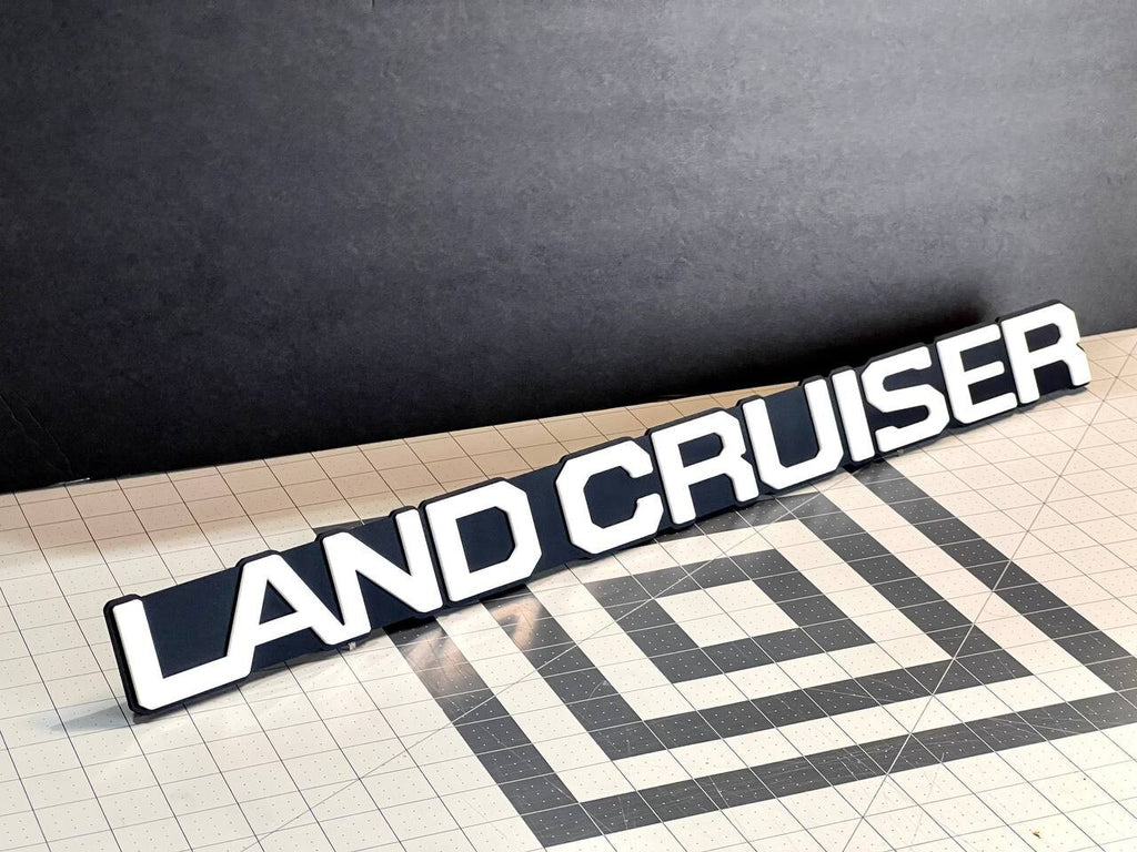 1pcs Toyota Land Cruiser Front Grill Emblem/Badge multicolor