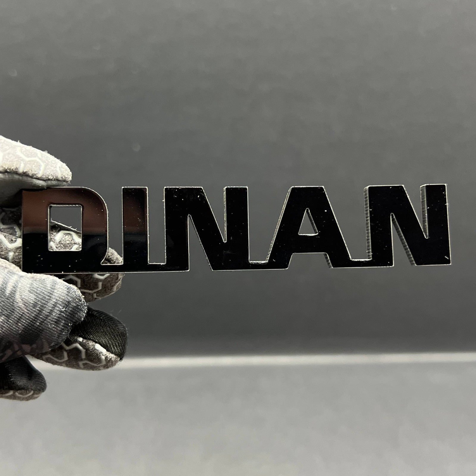 1pc DINAN Multicolor 3D Car Emblem – Easy Install Acrylic Trunk & Fender Sticker