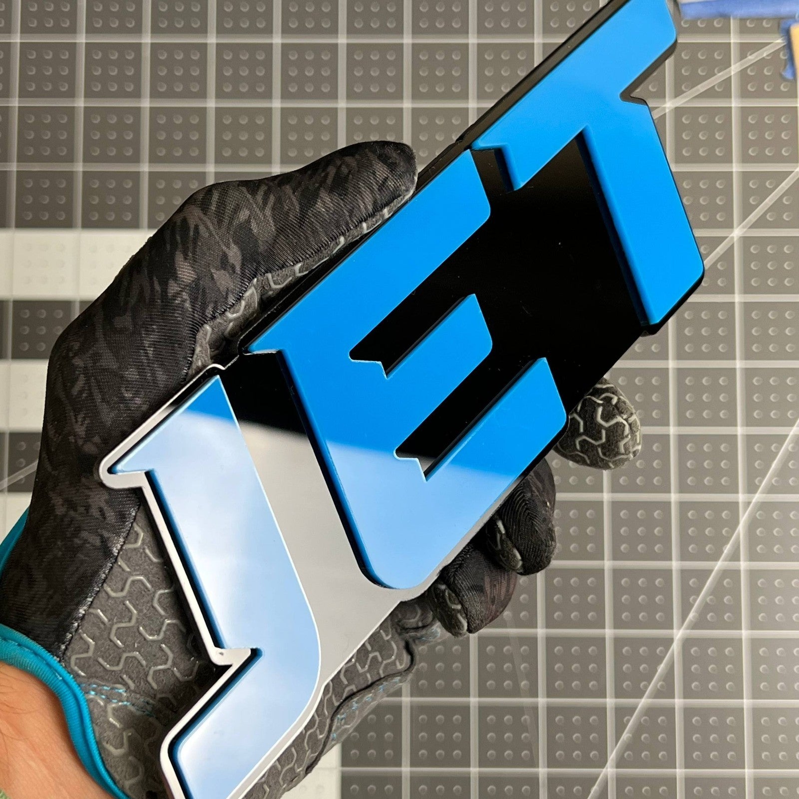 1PCS JET Emblem – Durable 3D Multicolor Acrylic Car Exterior Badge